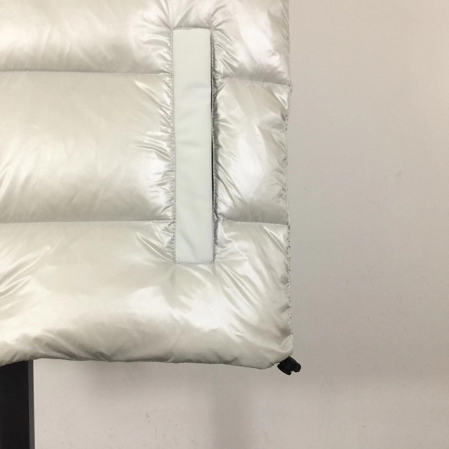 Moose Knuckles Logo-plaque Gilet - DopestKickz