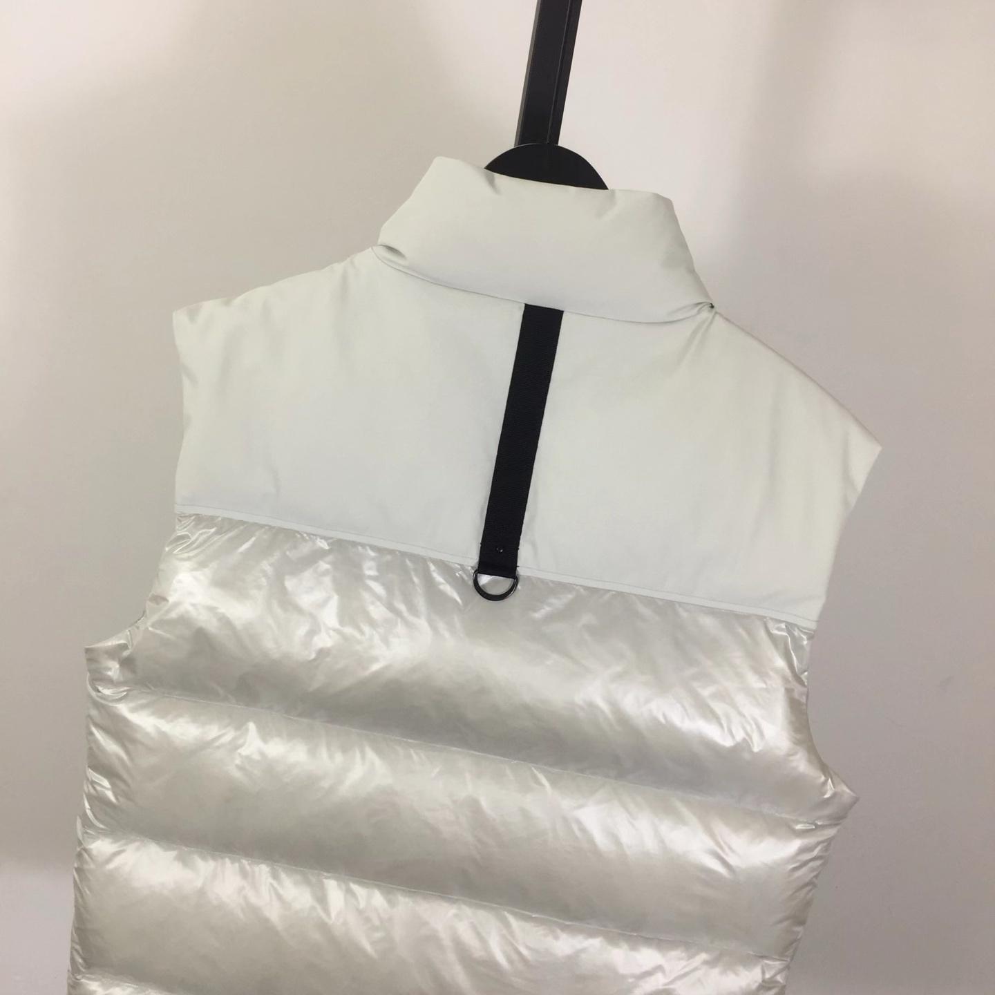 Moose Knuckles Logo-plaque Gilet - DopestKickz