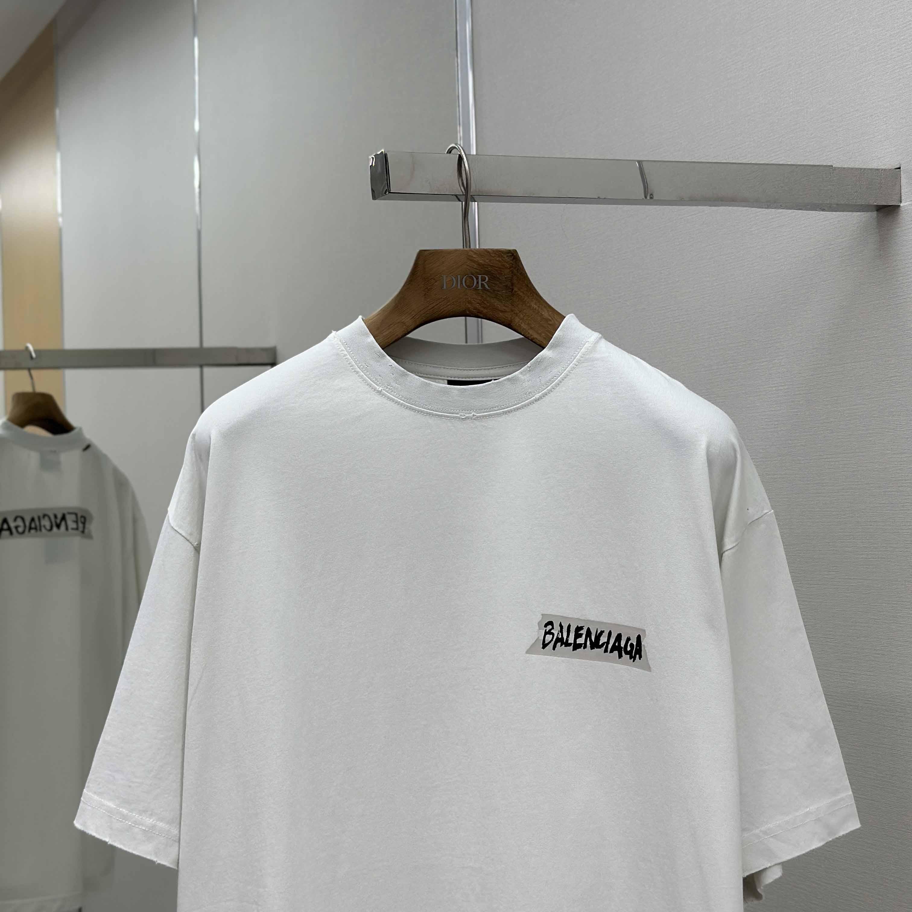 Balenciaga T-Shirt Medium Fit  - DopestKickz