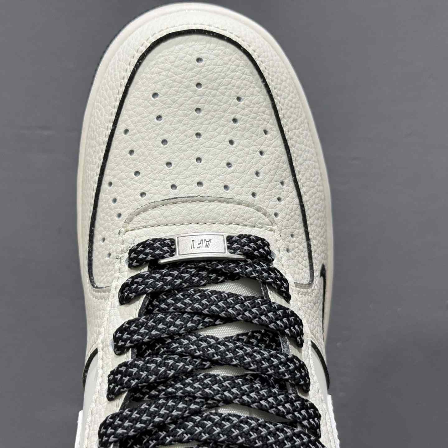 Supreme x Nike Air Force 1 ’07 Low “Sail / Black Trim” – XX3168-220 - DopestKickz