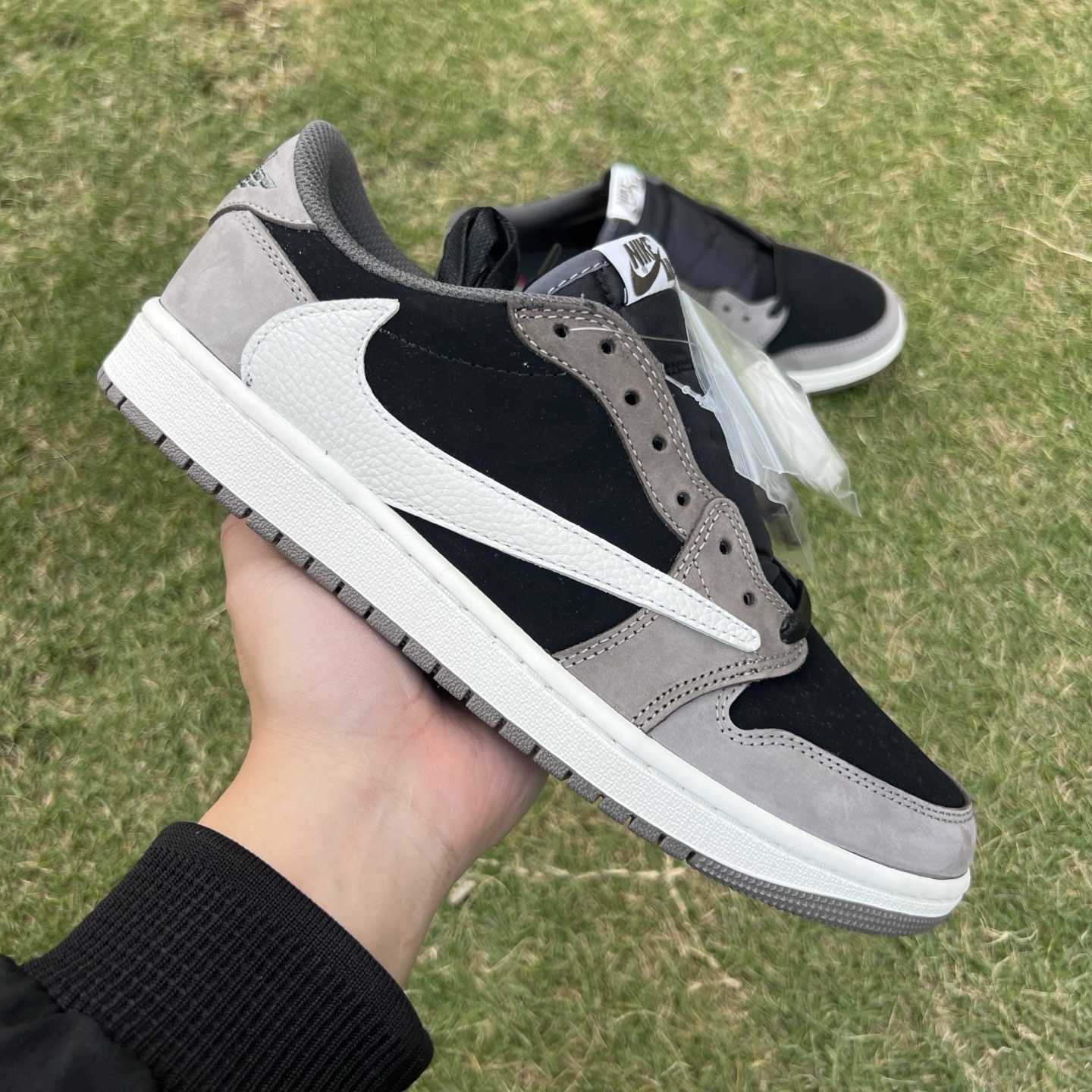Travis Scott x Air Jordan 1 Low OG “Cactus Jack” Black/Grey Low-Top Sneaker DM7866-201 - DopestKickz