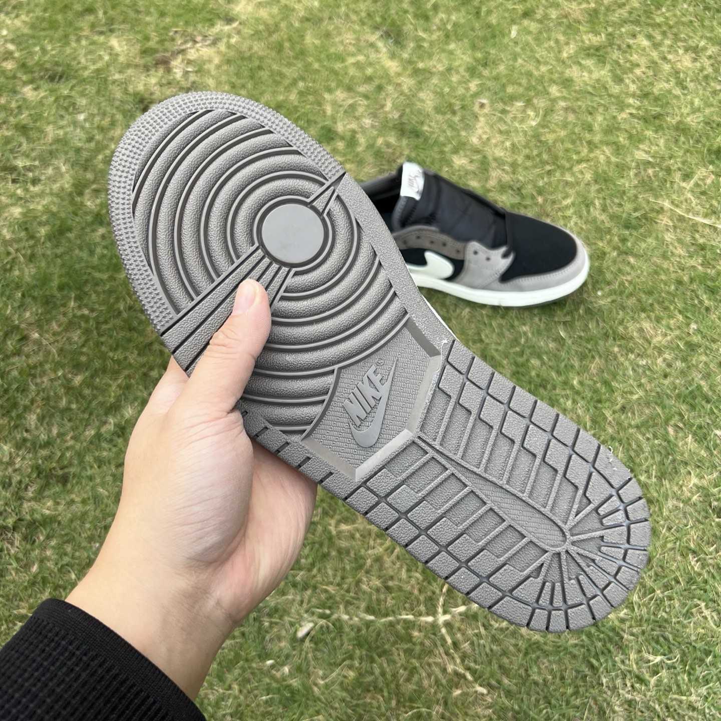 Travis Scott x Air Jordan 1 Low OG “Cactus Jack” Black/Grey Low-Top Sneaker DM7866-201 - DopestKickz