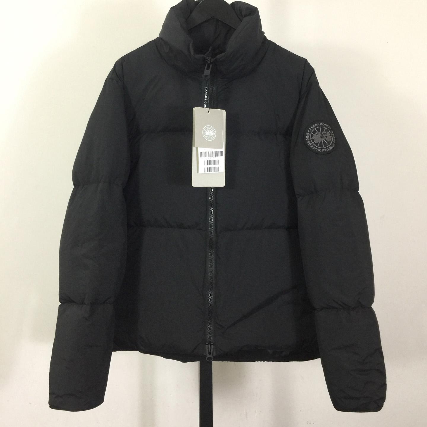 Canada Goose Lawrence Puffer Jacket  Black Label - DopestKickz