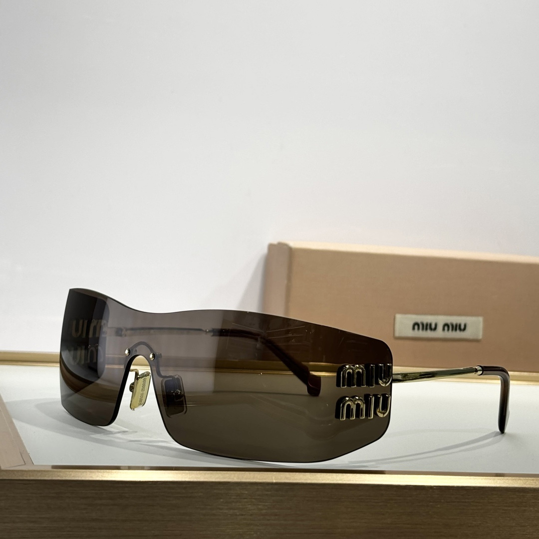 Miu Miu OMU B53S Sunglasses - DopestKickz