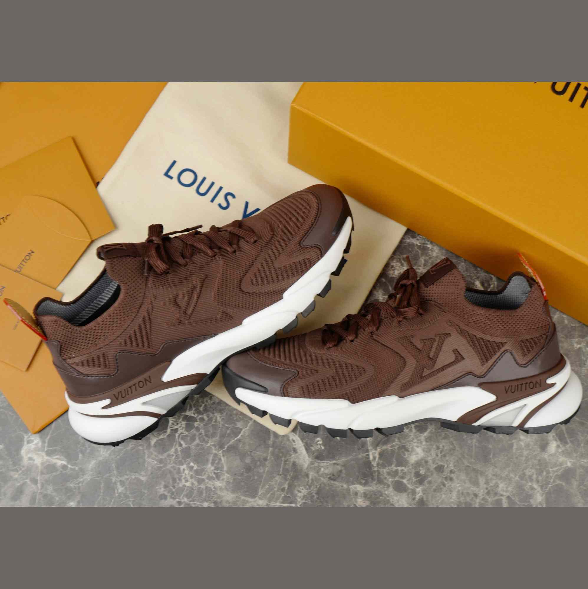 Louis Vuitton LV Runner Tatic Sneaker   1AIWVN - DopestKickz