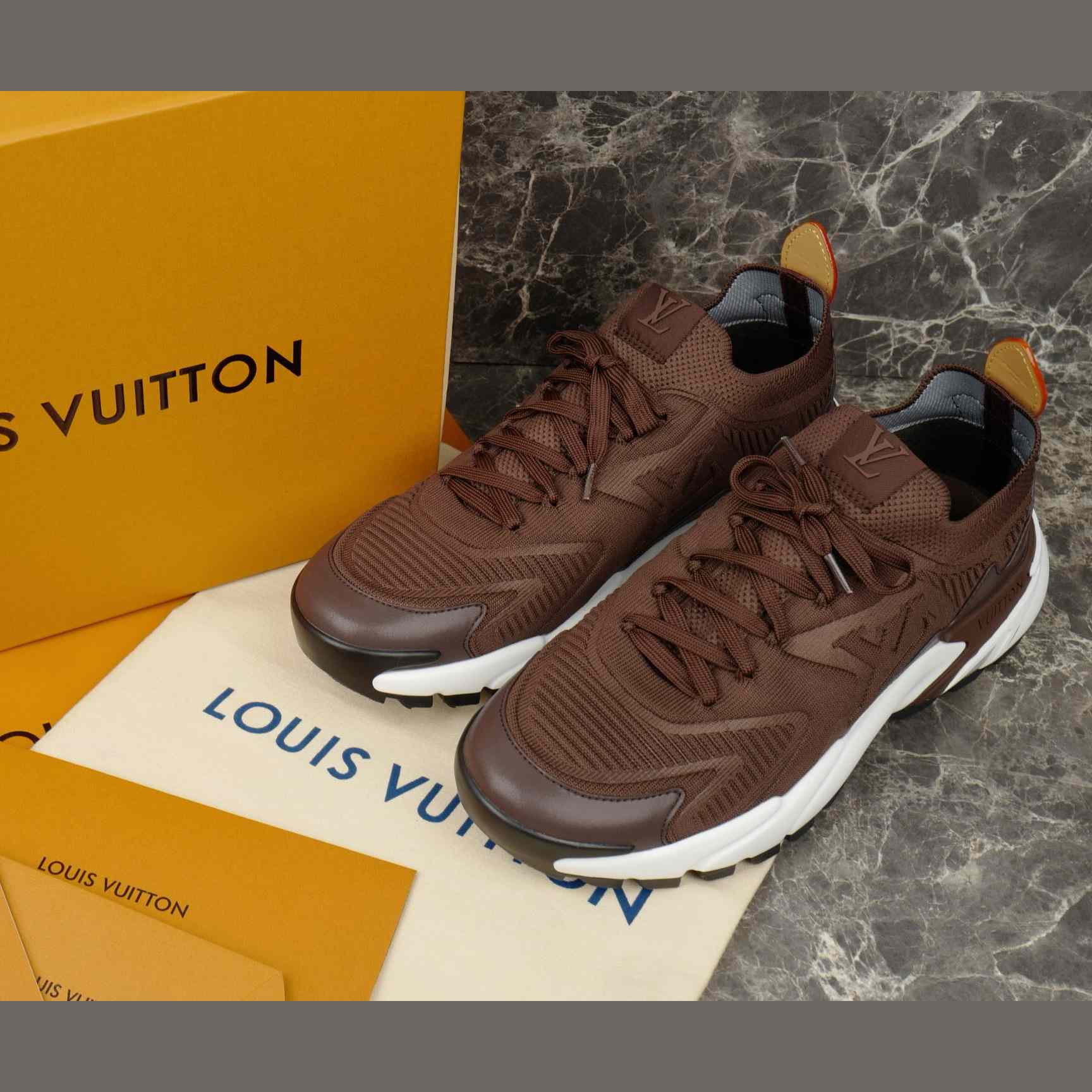 Louis Vuitton LV Runner Tatic Sneaker   1AIWVN - DopestKickz