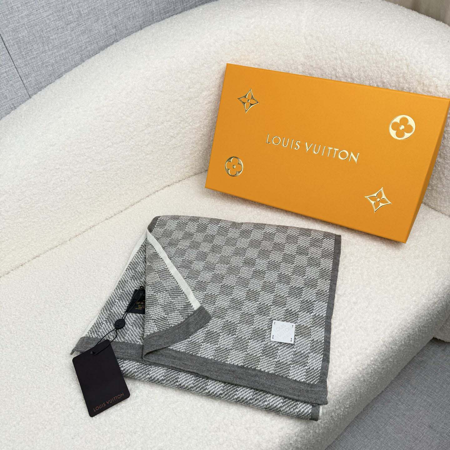 Louis Vuitton Damier Scarf   30*180cm - DopestKickz