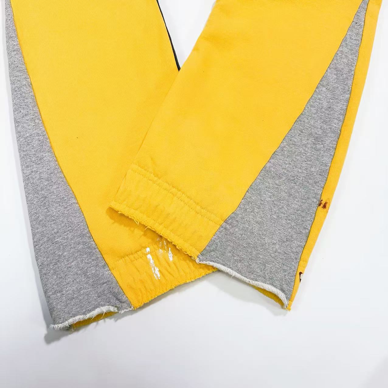 Gallery Dept. Sweatpants - DopestKickz