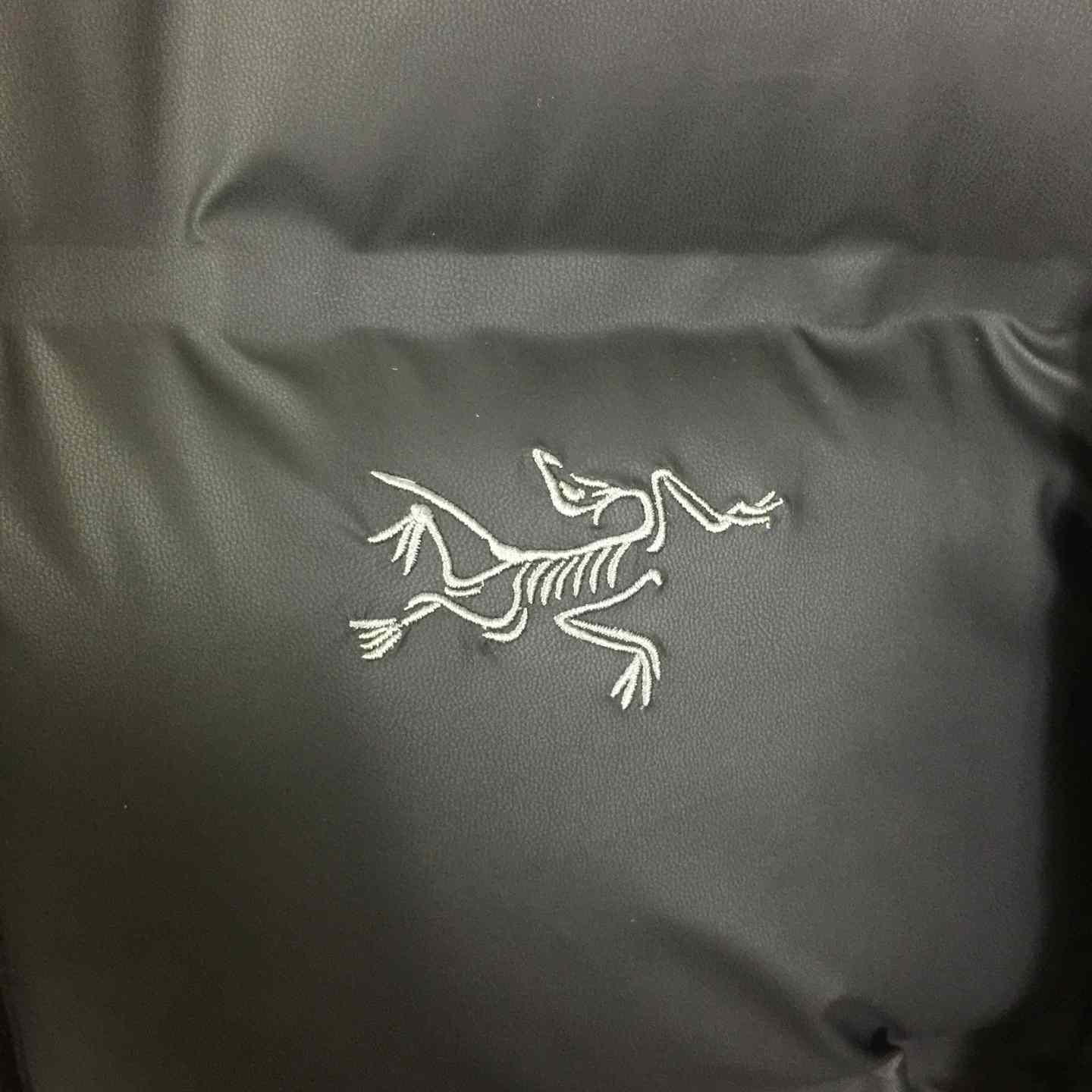 Arc'teryx Hooded Down Jacket - DopestKickz