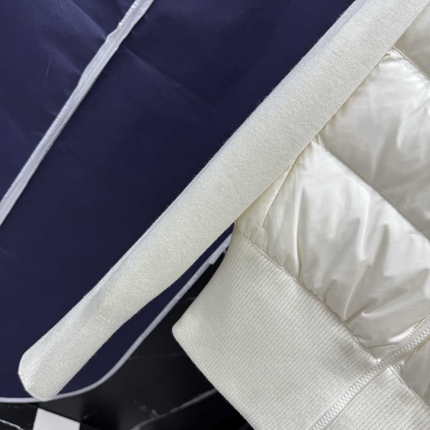 Canada Goose HyBridge® Wide Quilt Knit Jacket - DopestKickz