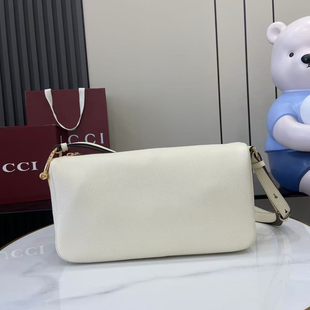 Gucci Half Horsebit Medium Shoulder Bag - DopestKickz