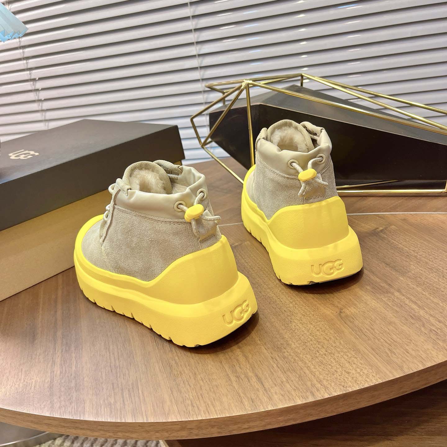 UGG Neumel Weather Hybrid Chukka - DopestKickz