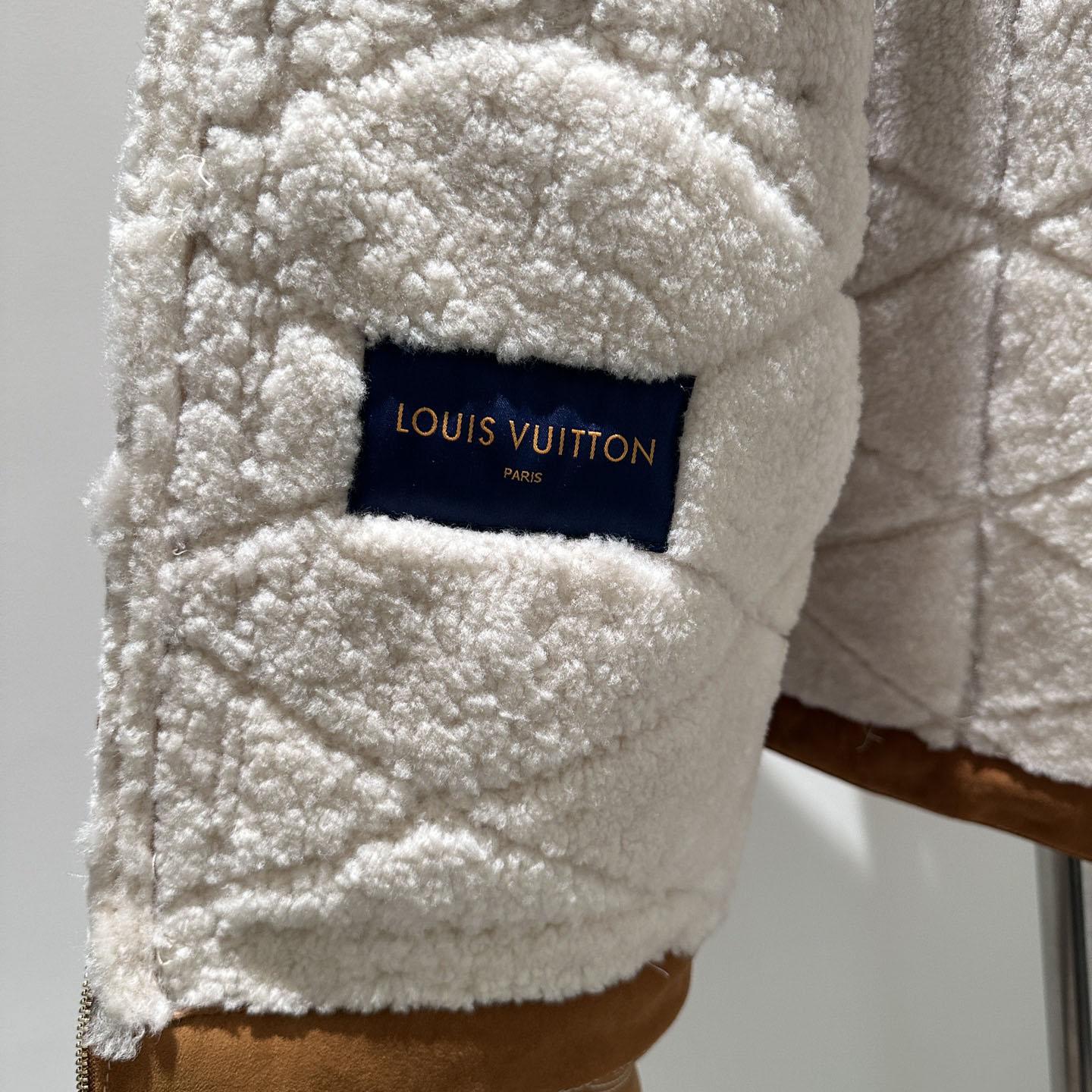 Louis Vuitton Embroidered Shearling Workwear Blouson   1AFXIP - DopestKickz