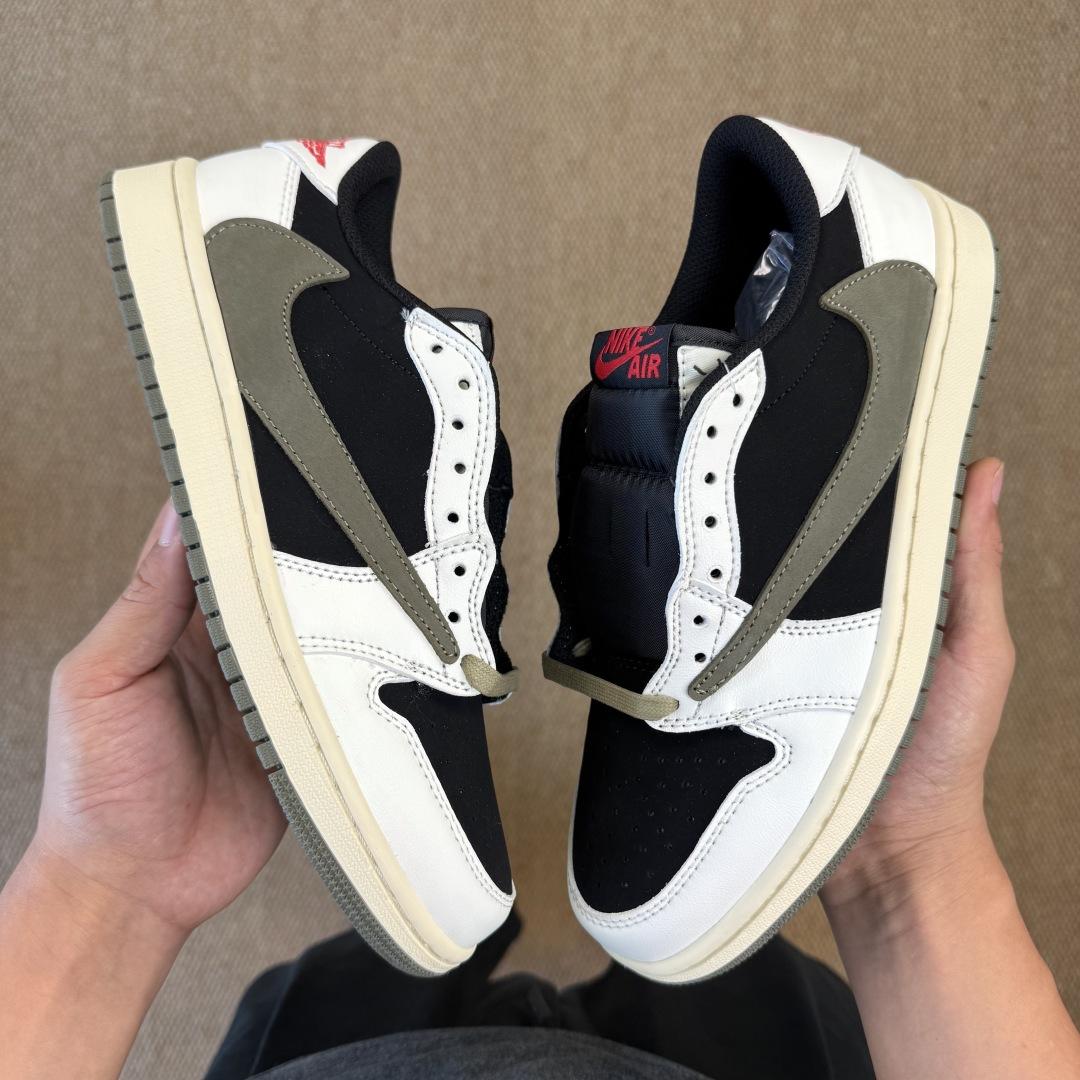 Air Jordan AJ1 Low Sneaker   DZ4137-106 - DopestKickz