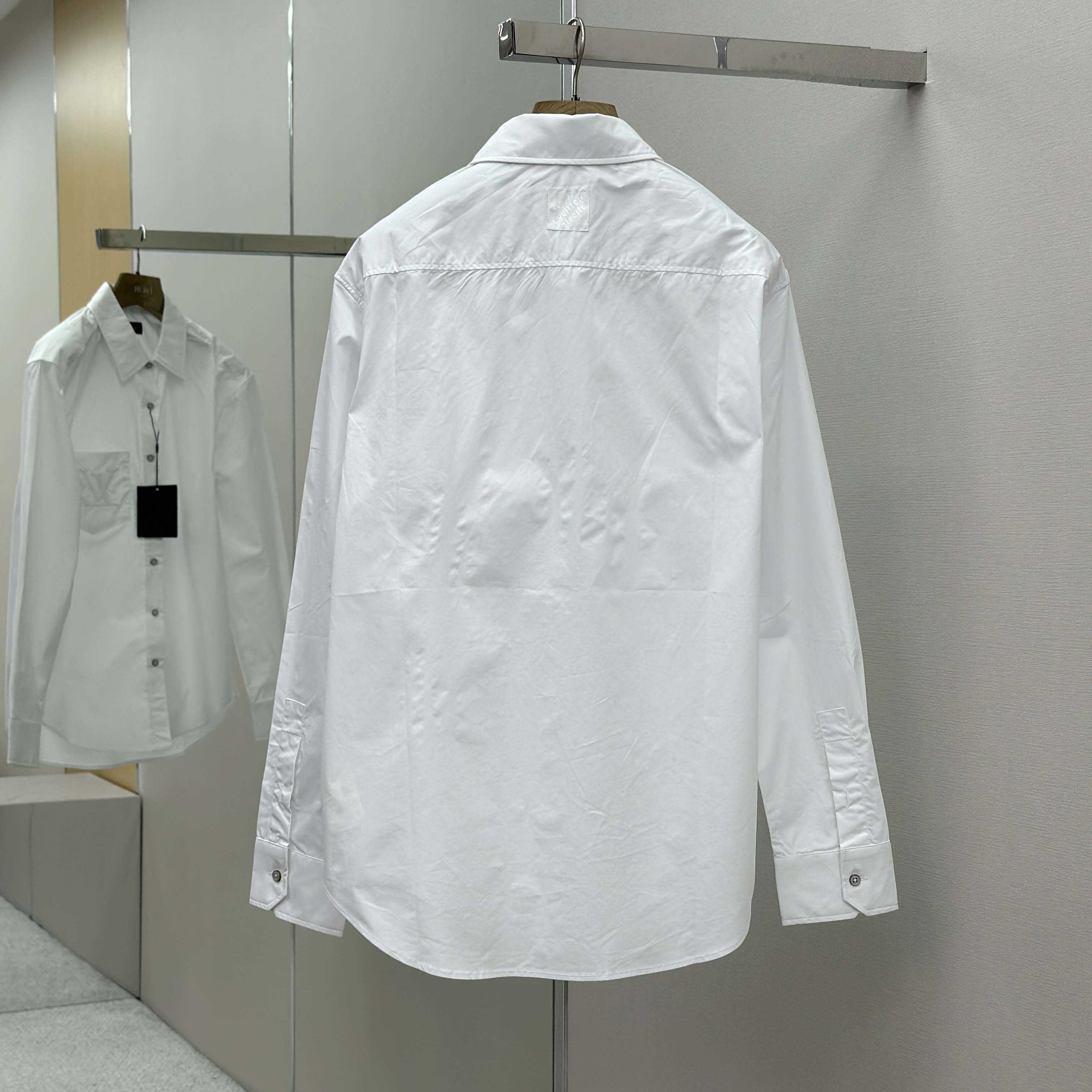 Louis Vuitton Embossed Signature Long-Sleeved Cotton Shirt   1AHVY7 - DopestKickz