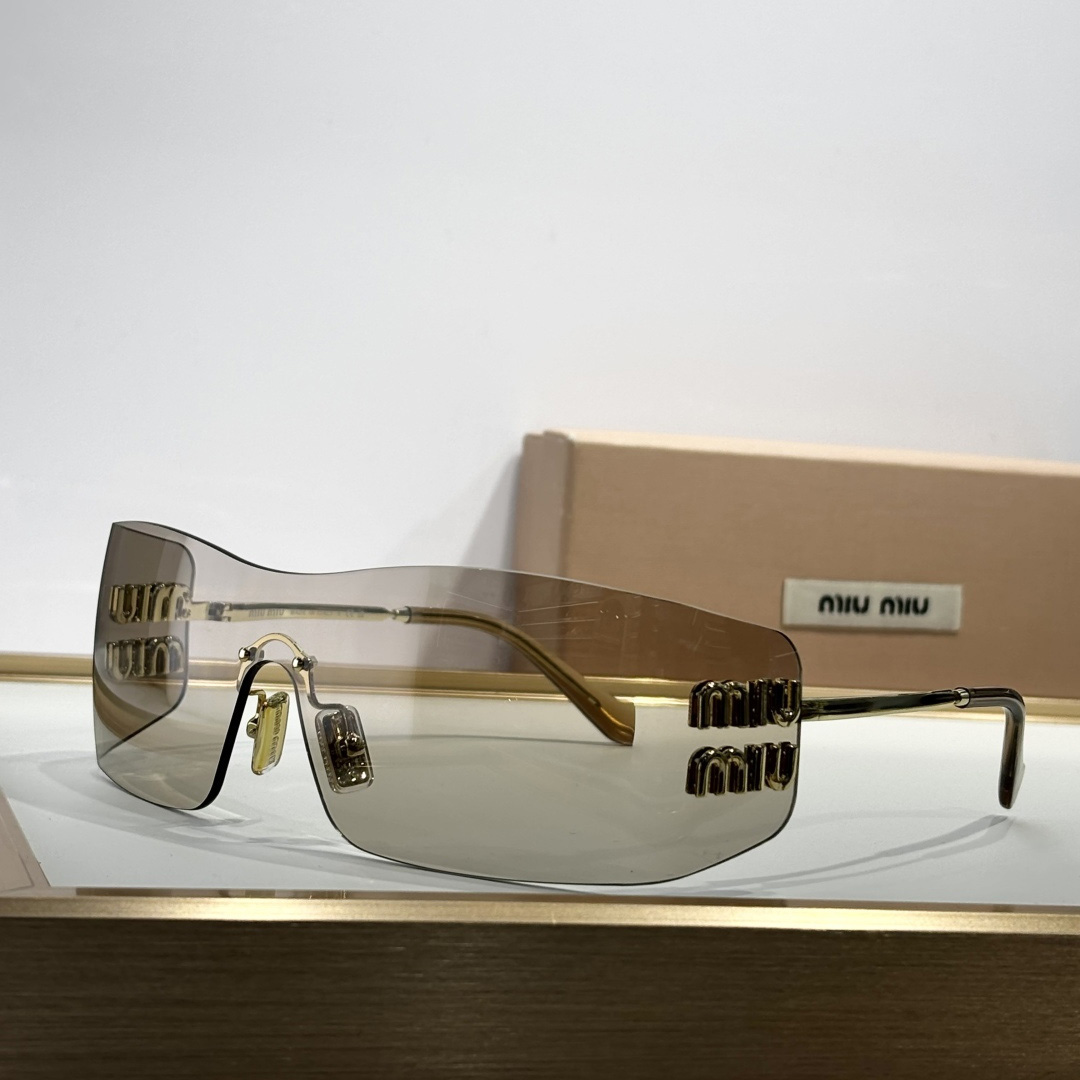 Miu Miu OMU B53S Sunglasses - DopestKickz