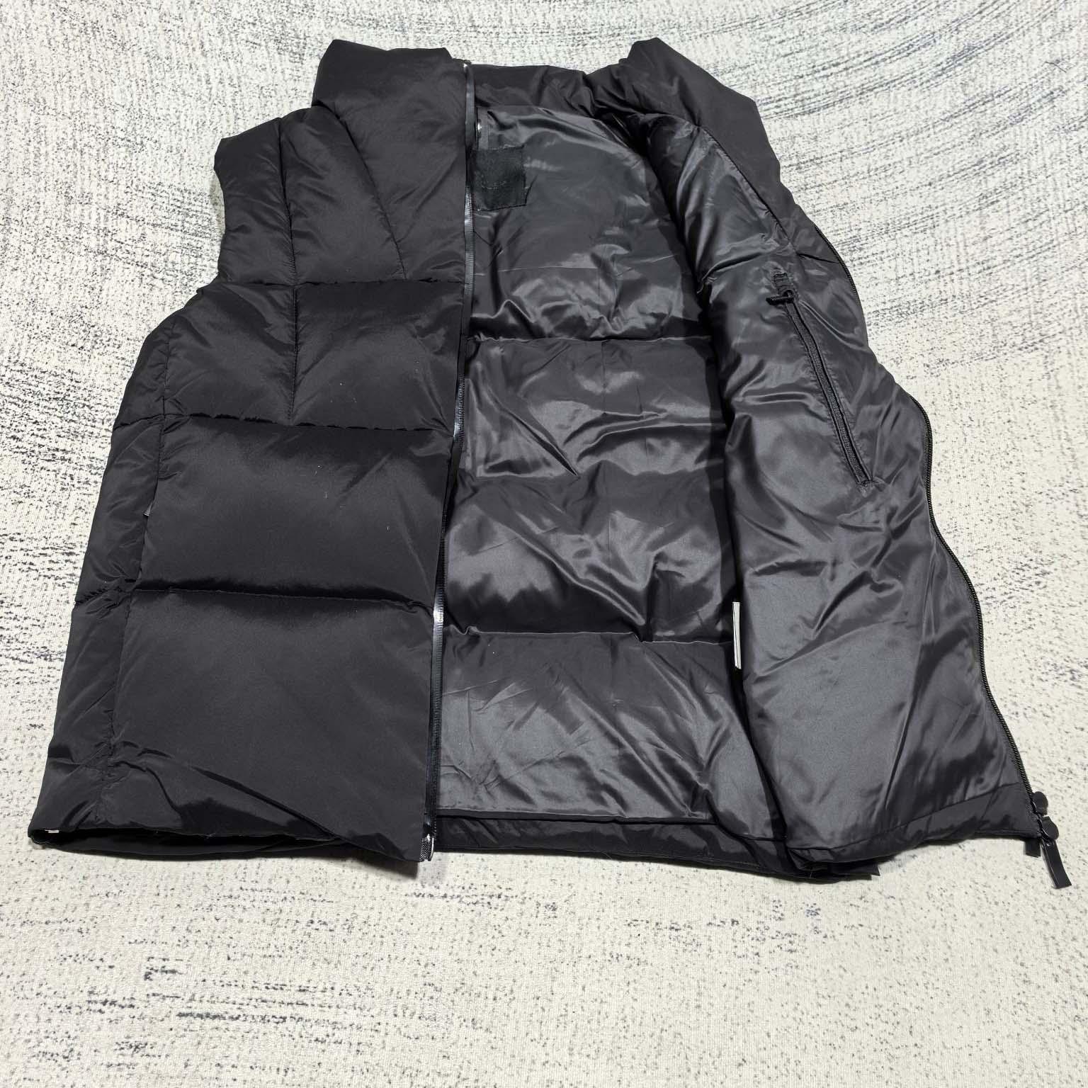 Moncler Padded Quilted Gilet - DopestKickz