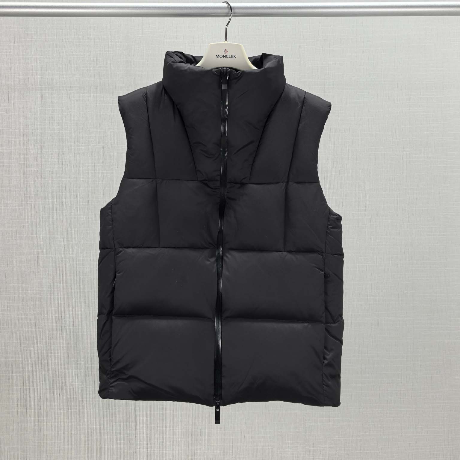 Moncler Padded Quilted Gilet - DopestKickz