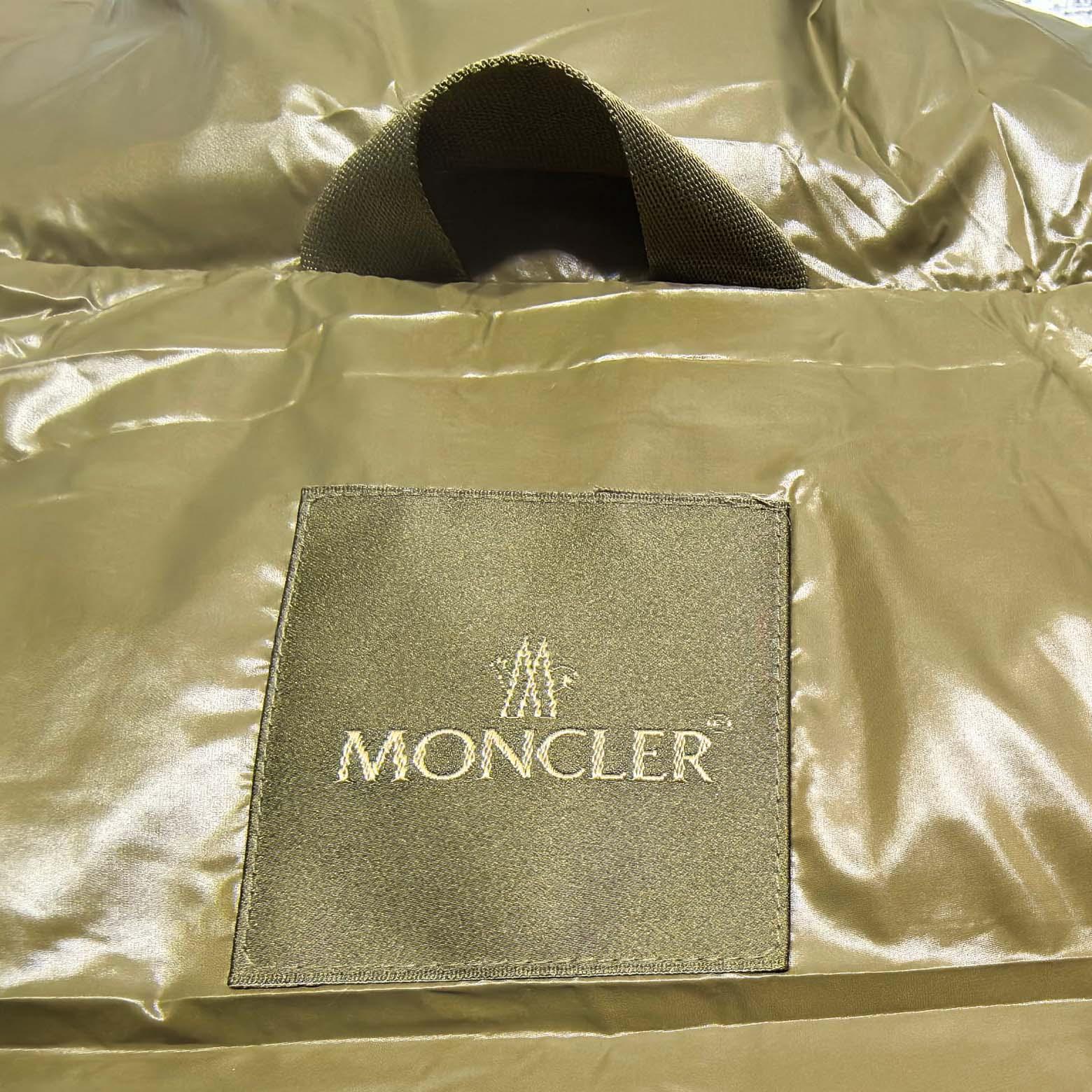 Moncler Lipsi Down Vest - DopestKickz