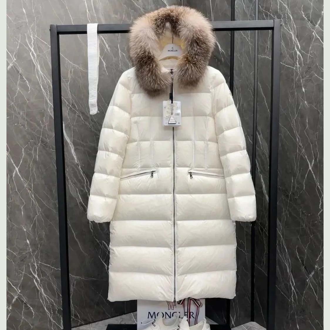Moncler Boedic Down Jacket With A Detachable Shearling Trim - DopestKickz