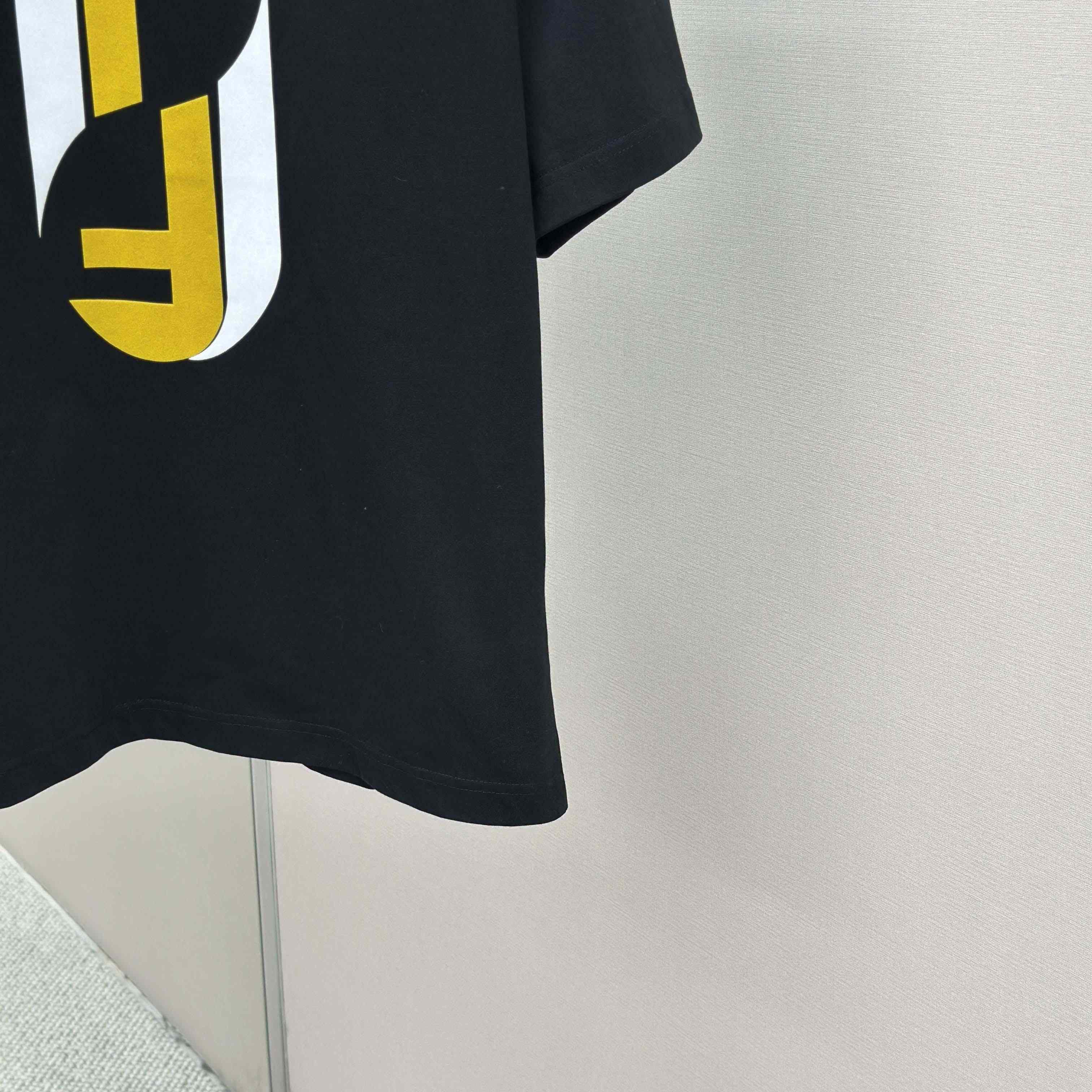 Fendi Cotton T-shirt - DopestKickz