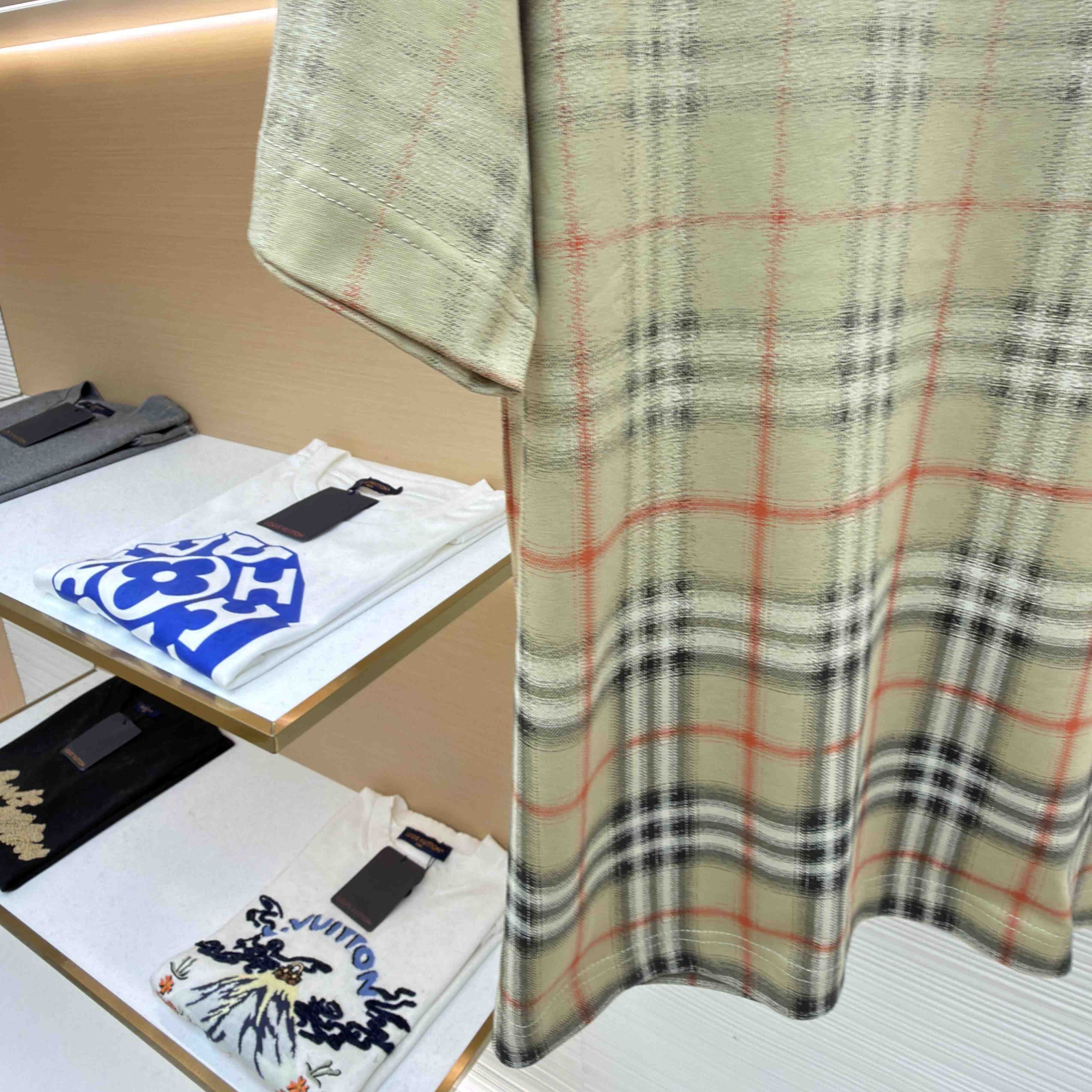 Burberry Gradient Check Cotton T-shirt - DopestKickz