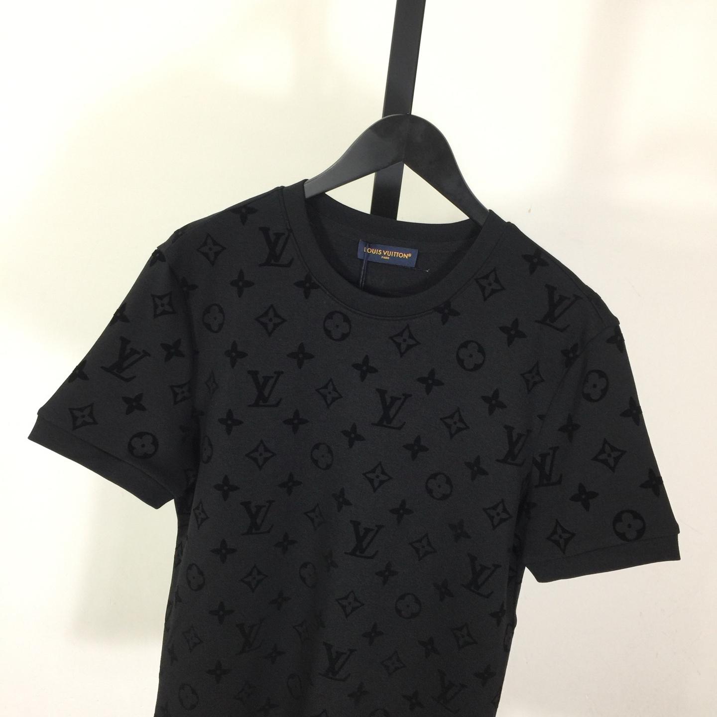 Louis Vuitton Monogram Cotton T-Shirt  - DopestKickz