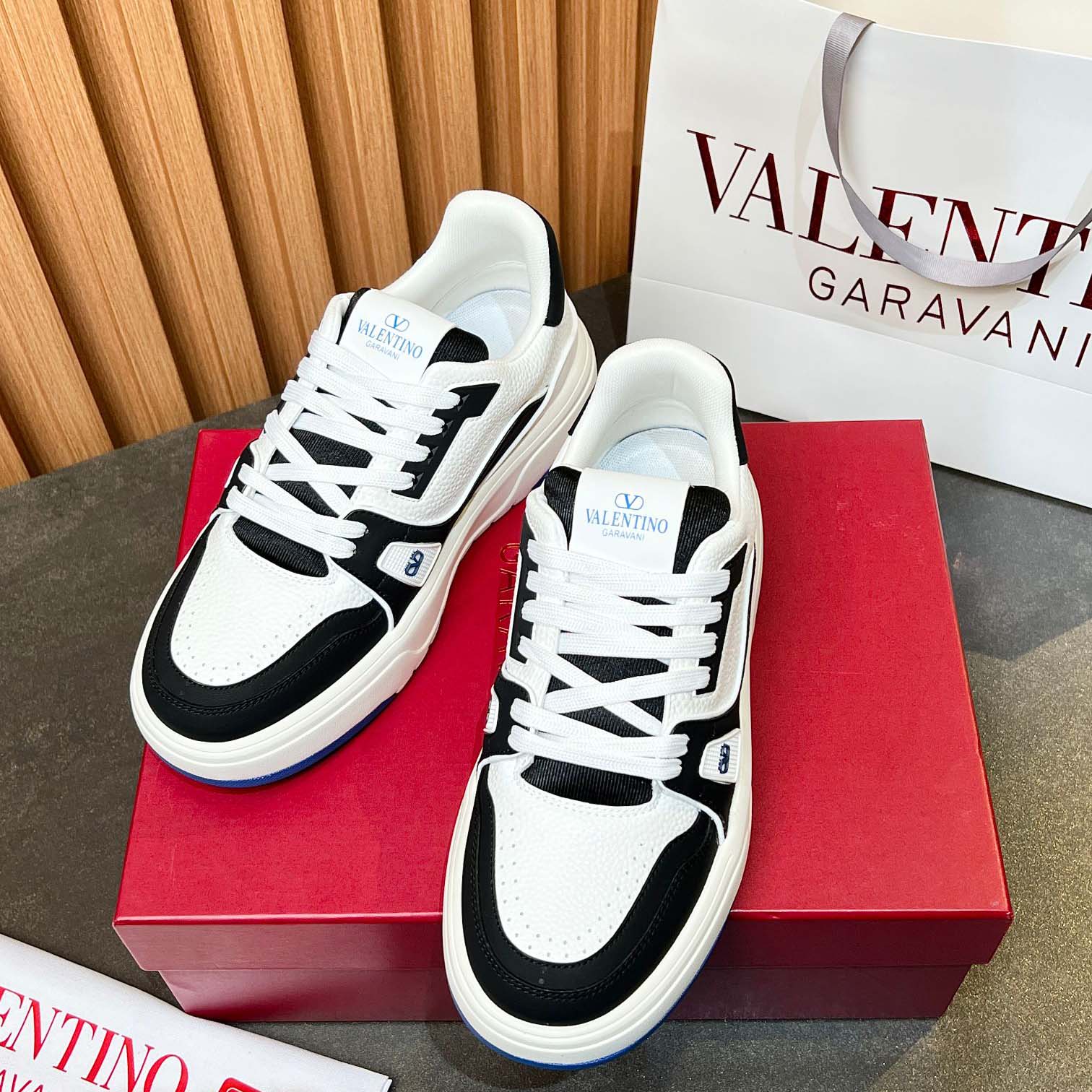 Valent Garavani One Stud XL low-top sneakers  - DopestKickz