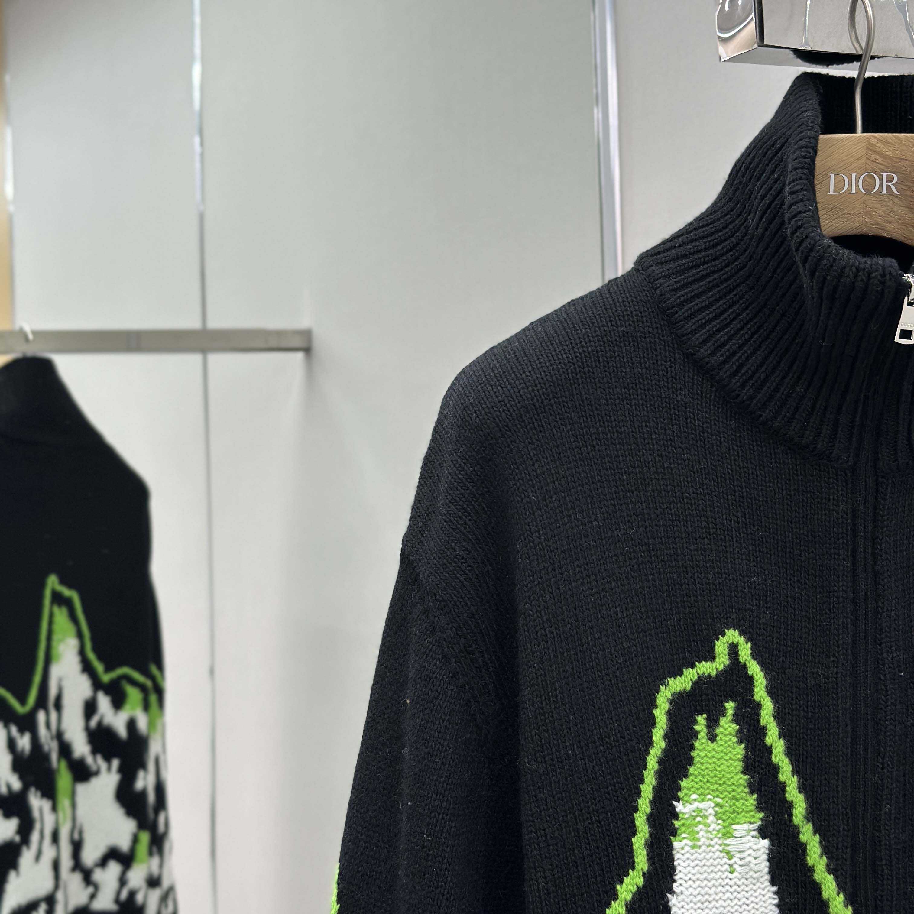 Gucci Wool Jacquard Zip Jacket With Intarsia - DopestKickz