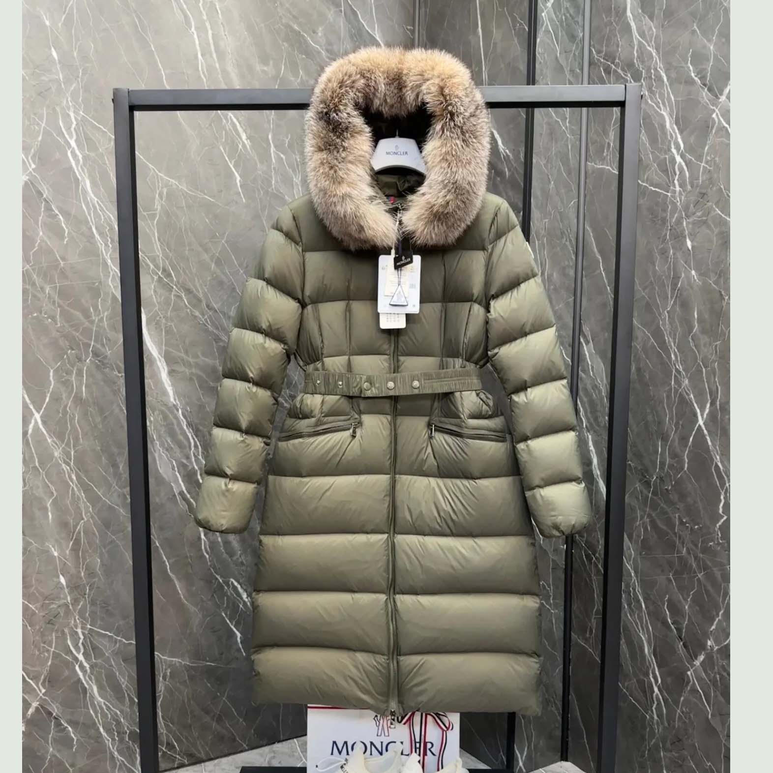 Moncler Boedic Down Jacket With A Detachable Shearling Trim - DopestKickz