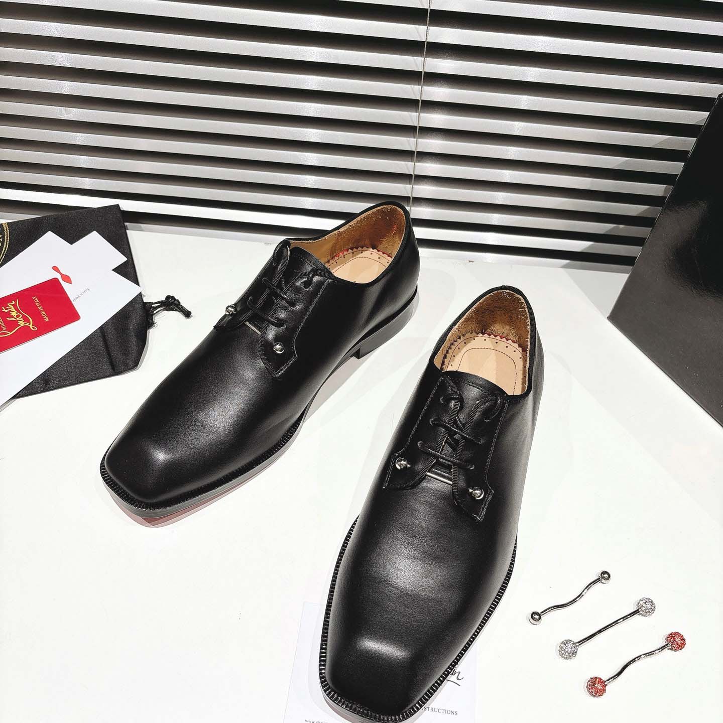 Christian Louboutin Chambeliss Derbies - Calf leather - DopestKickz