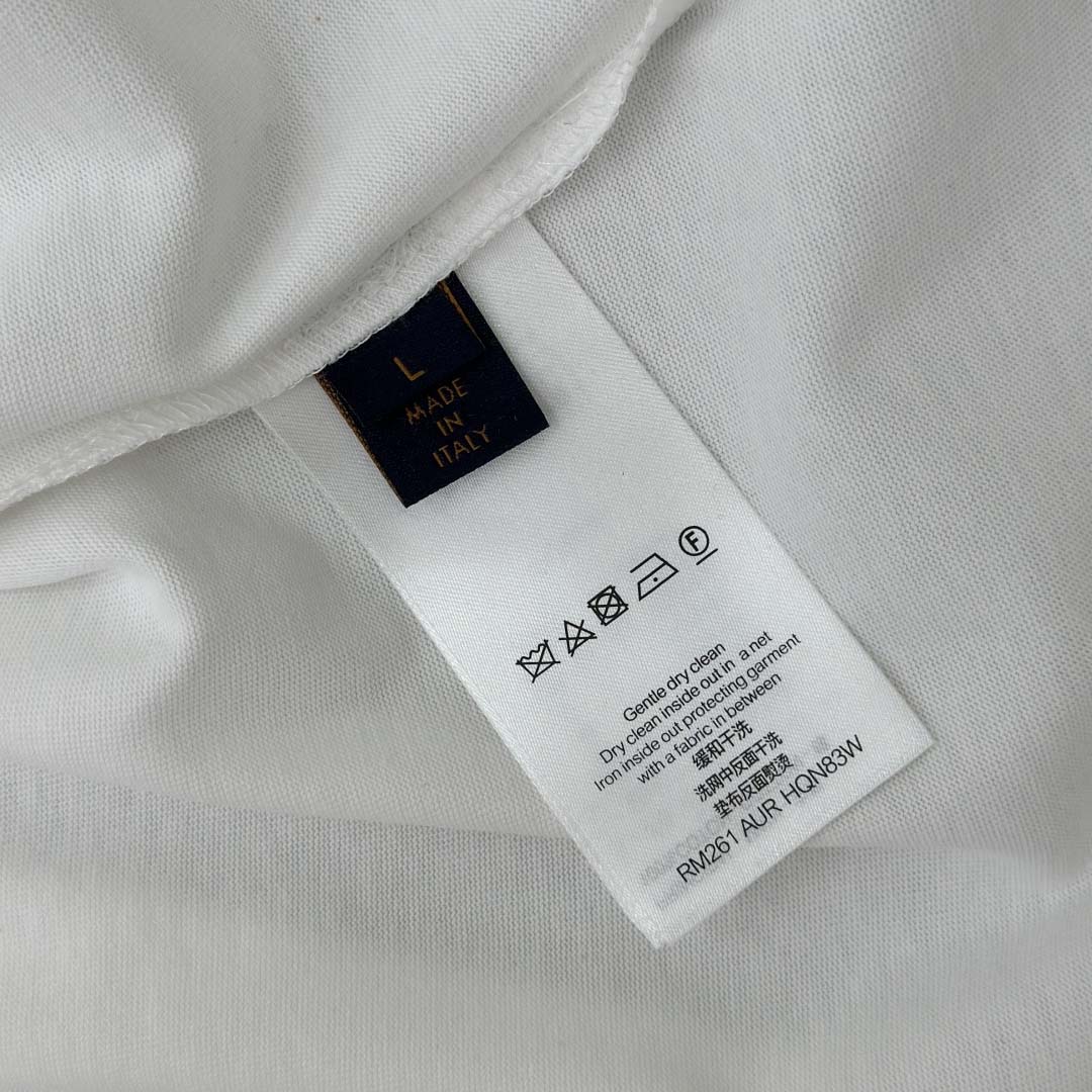 Louis Vuitton LV x The Darjeeling Limited Embroidered Short-Sleeved crewneck   1AJVQK - DopestKickz