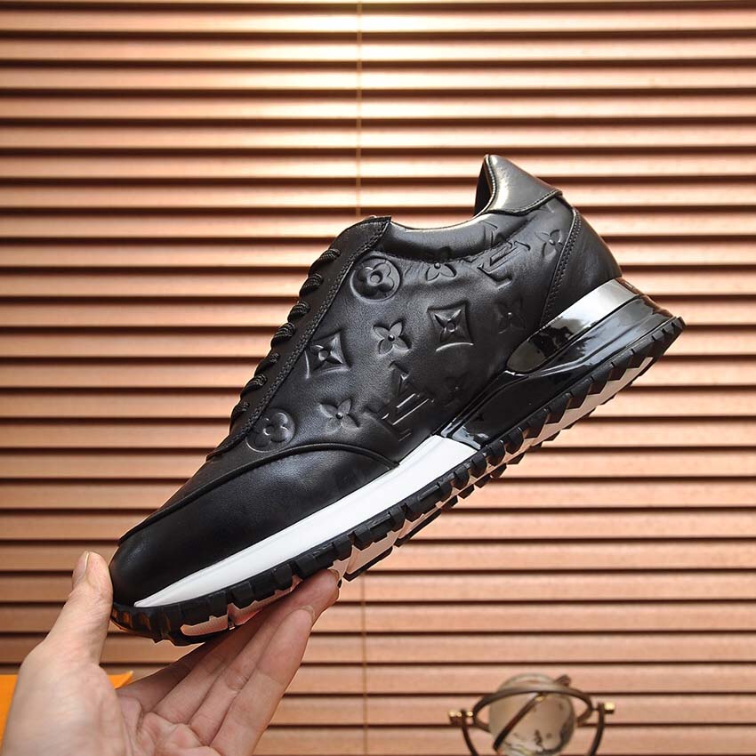 Louis Vuitton Sneaker        - DopestKickz