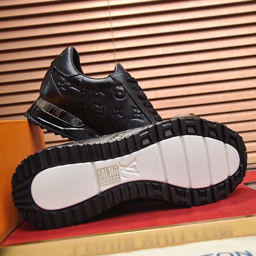 Louis Vuitton Sneaker        - DopestKickz