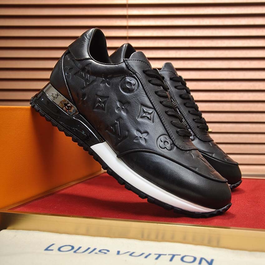 Louis Vuitton Sneaker        - DopestKickz