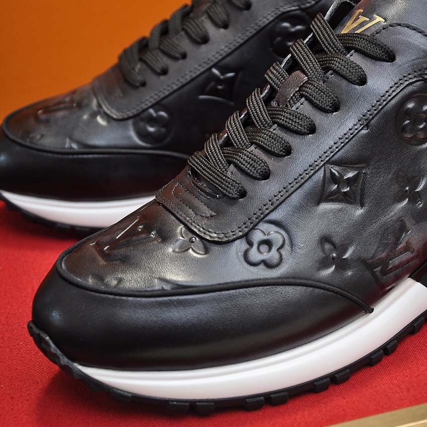 Louis Vuitton Sneaker        - DopestKickz