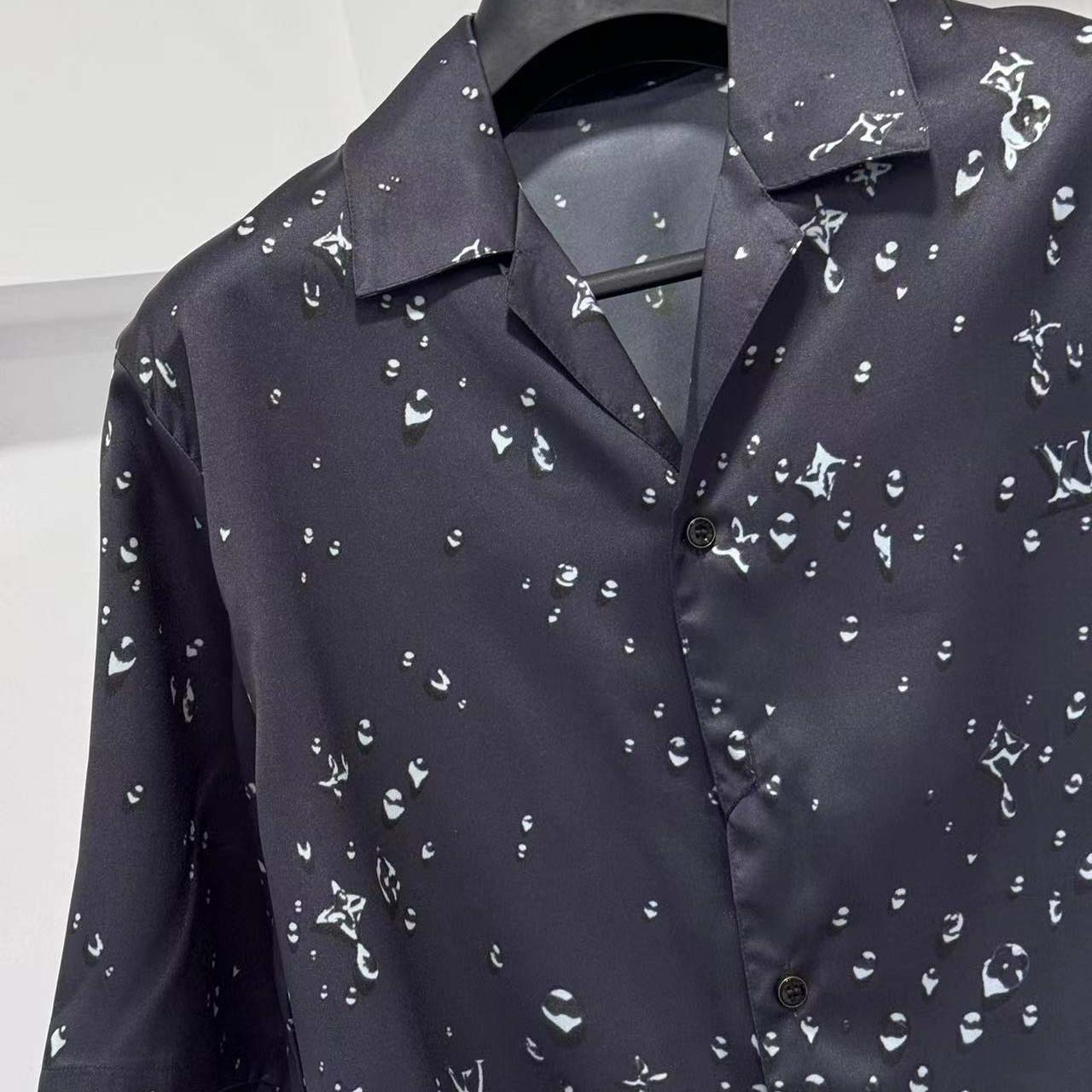 Louis Vuitton Monogram Short-Sleeved Silk Shirt - DopestKickz