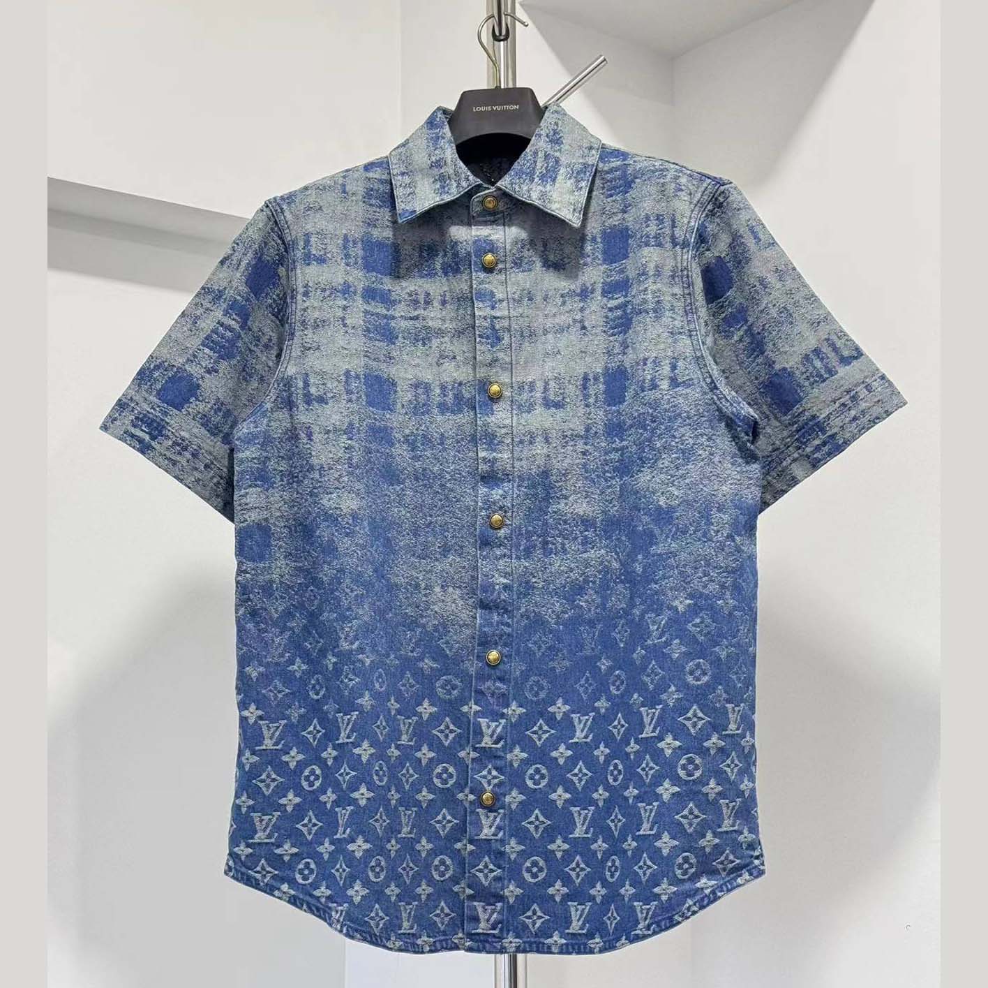 Louis Vuitton Denim Short-Sleeved Shirt - DopestKickz