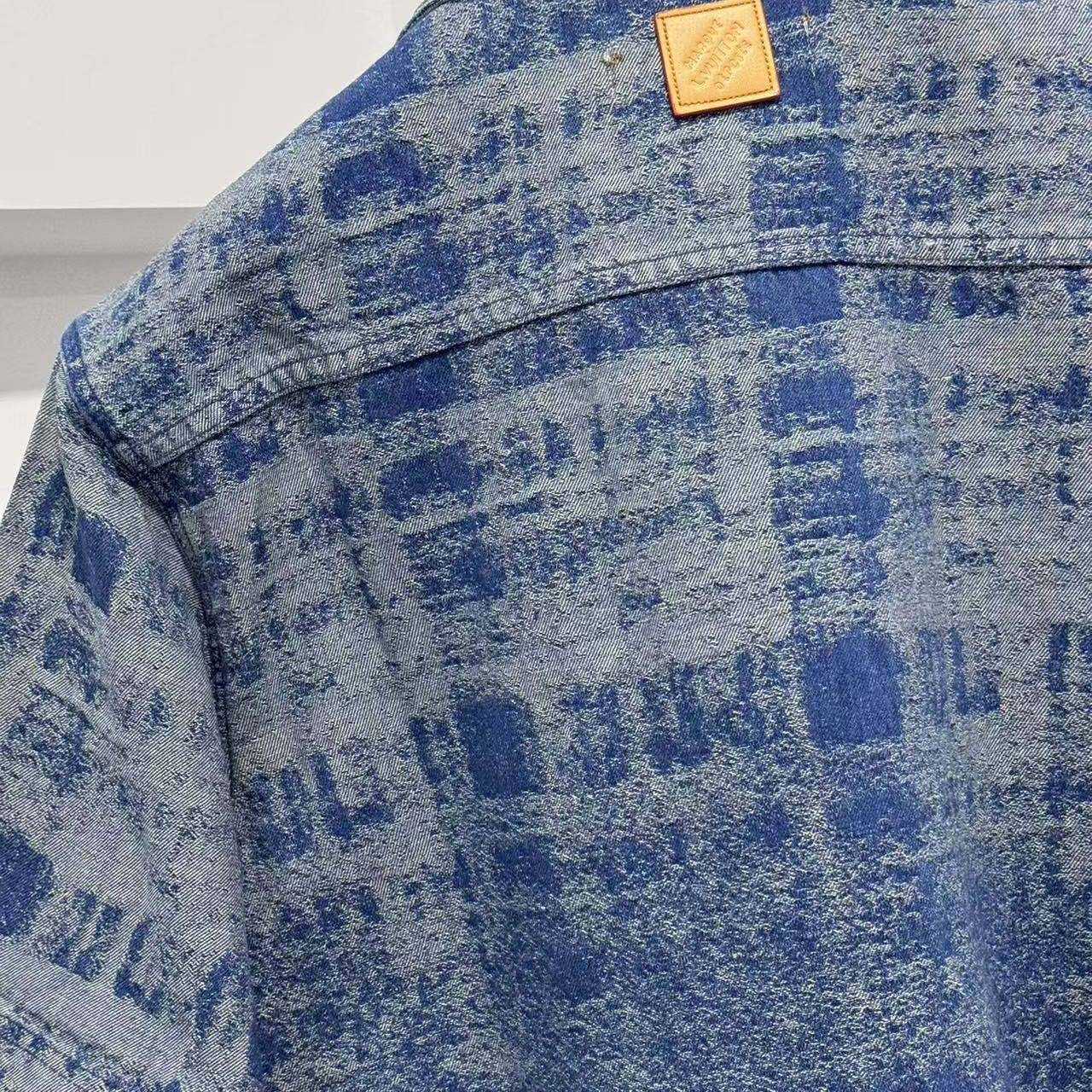 Louis Vuitton Denim Short-Sleeved Shirt - DopestKickz