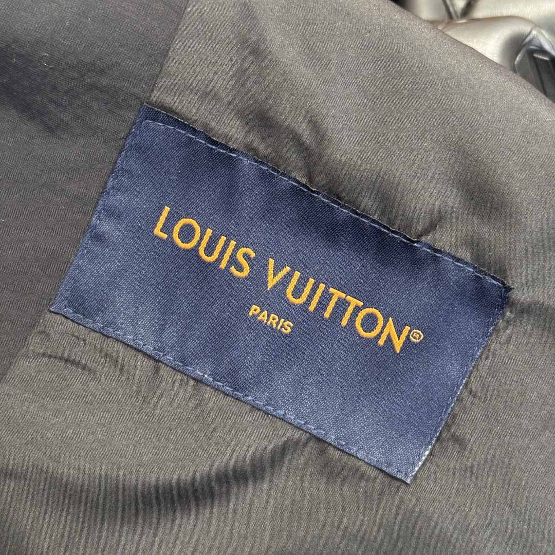 Louis Vuitton Leather Mix Windbreaker   1AJBS9 - DopestKickz