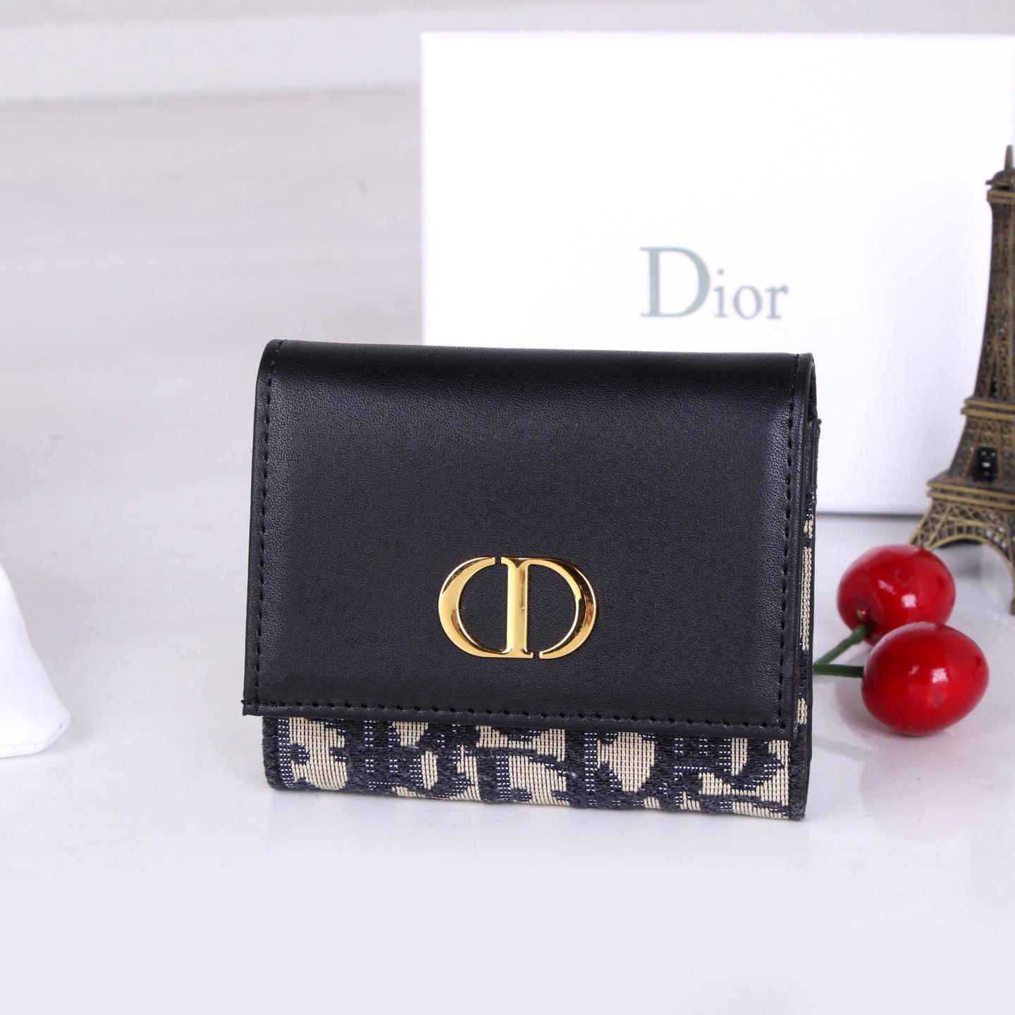 Dior Wallet   11*10*2cm - DopestKickz