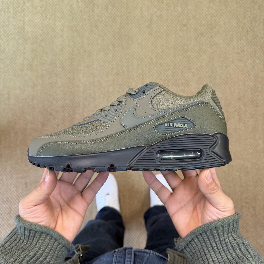 Nike Air Max 90 Sneakers    CN8490-001 - DopestKickz