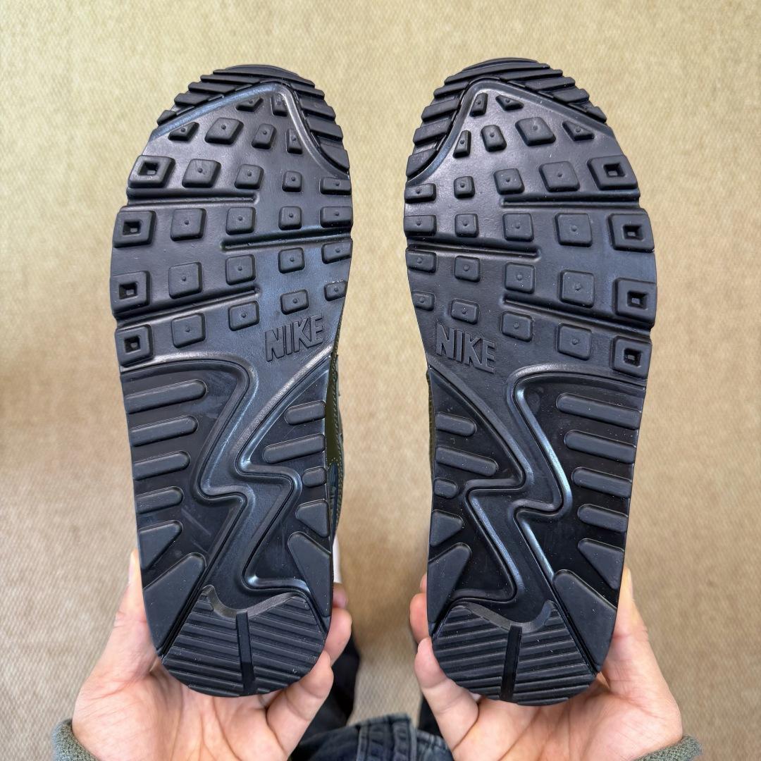 Nike Air Max 90 Sneakers    CN8490-001 - DopestKickz