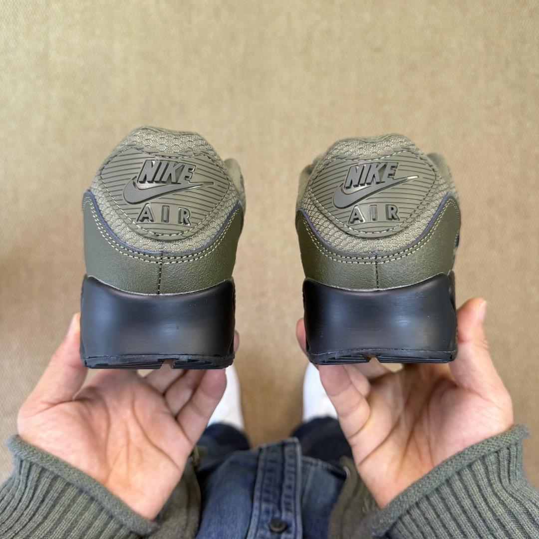 Nike Air Max 90 Sneakers    CN8490-001 - DopestKickz