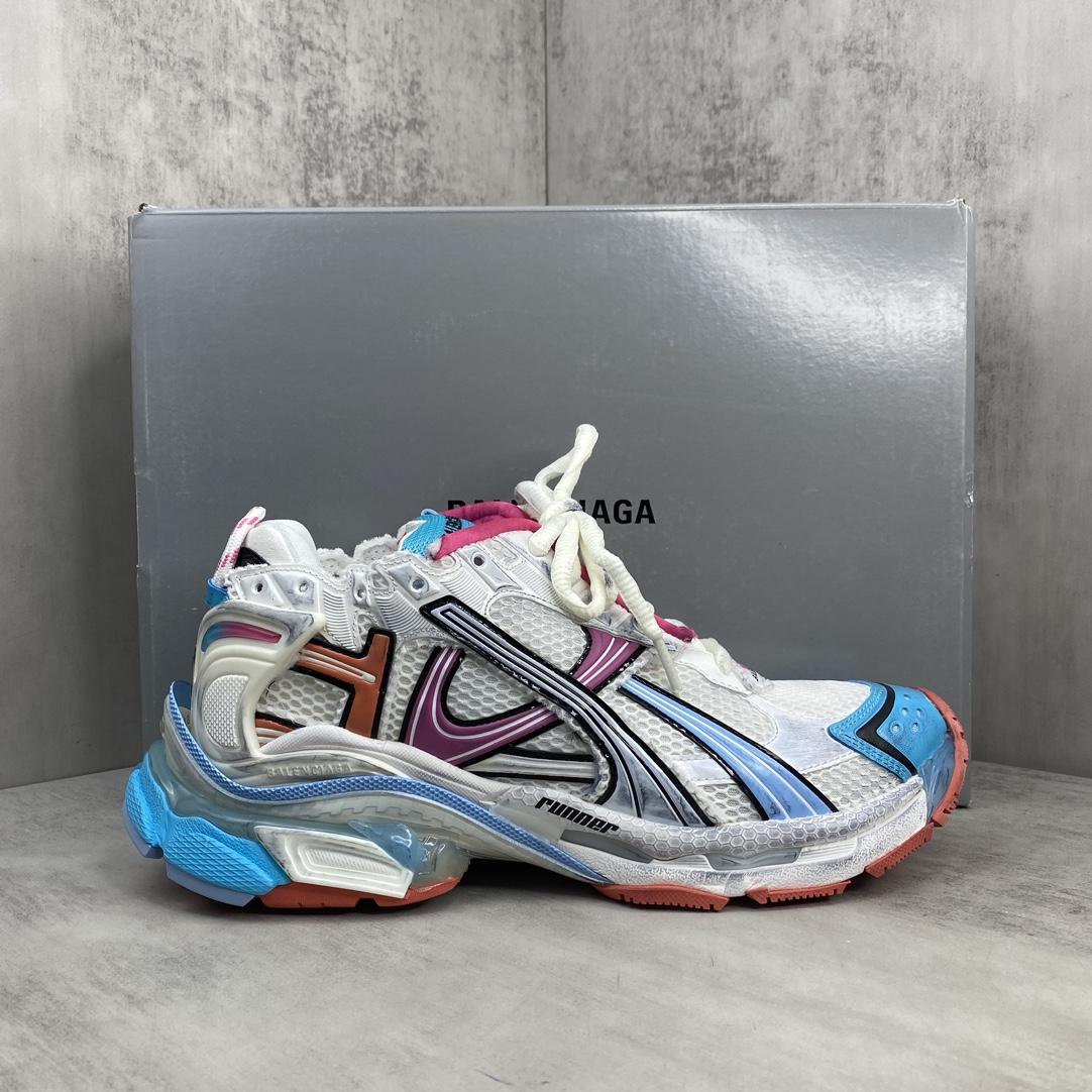 Balenciaga Runner Sneakers - DopestKickz