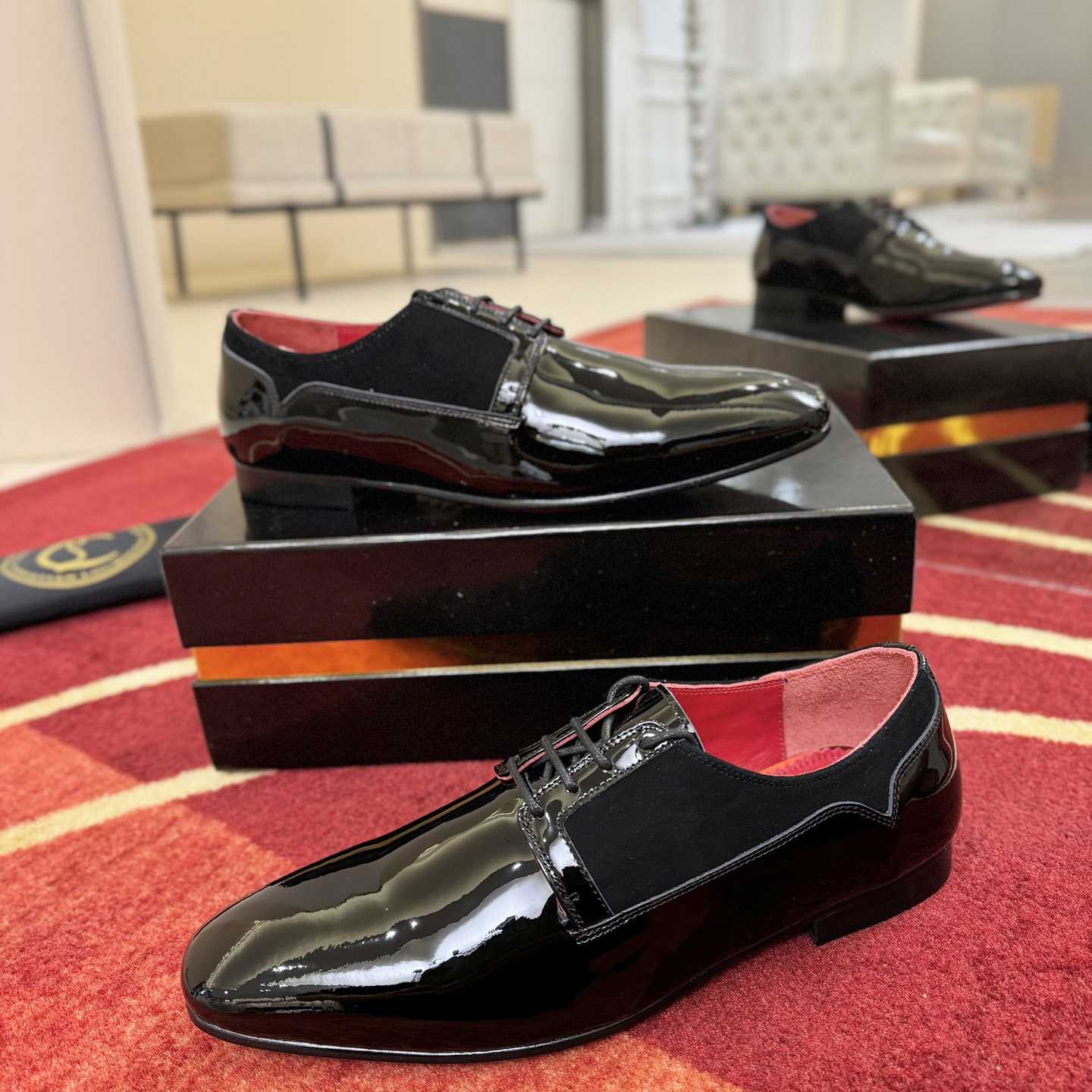 Christian Louboutin Chickito - Derbies - DopestKickz