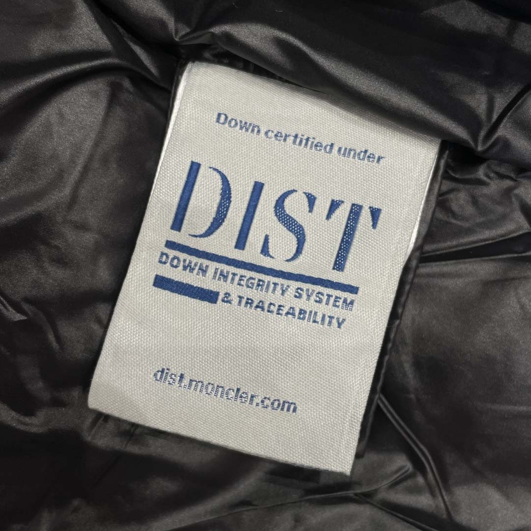 Moncler Vardar Short Down Jacket - DopestKickz