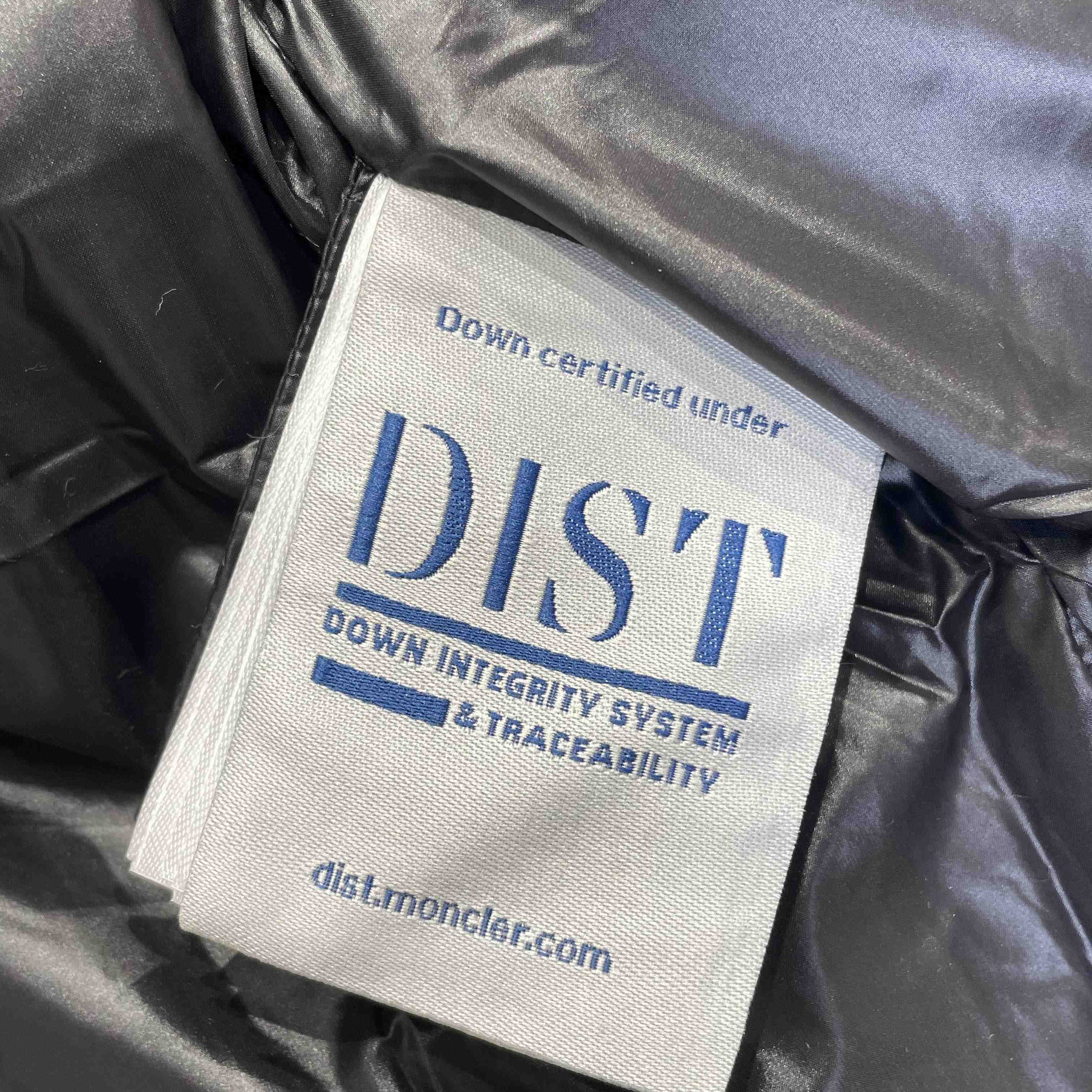 Moncler Vardar Short Down Jacket - DopestKickz