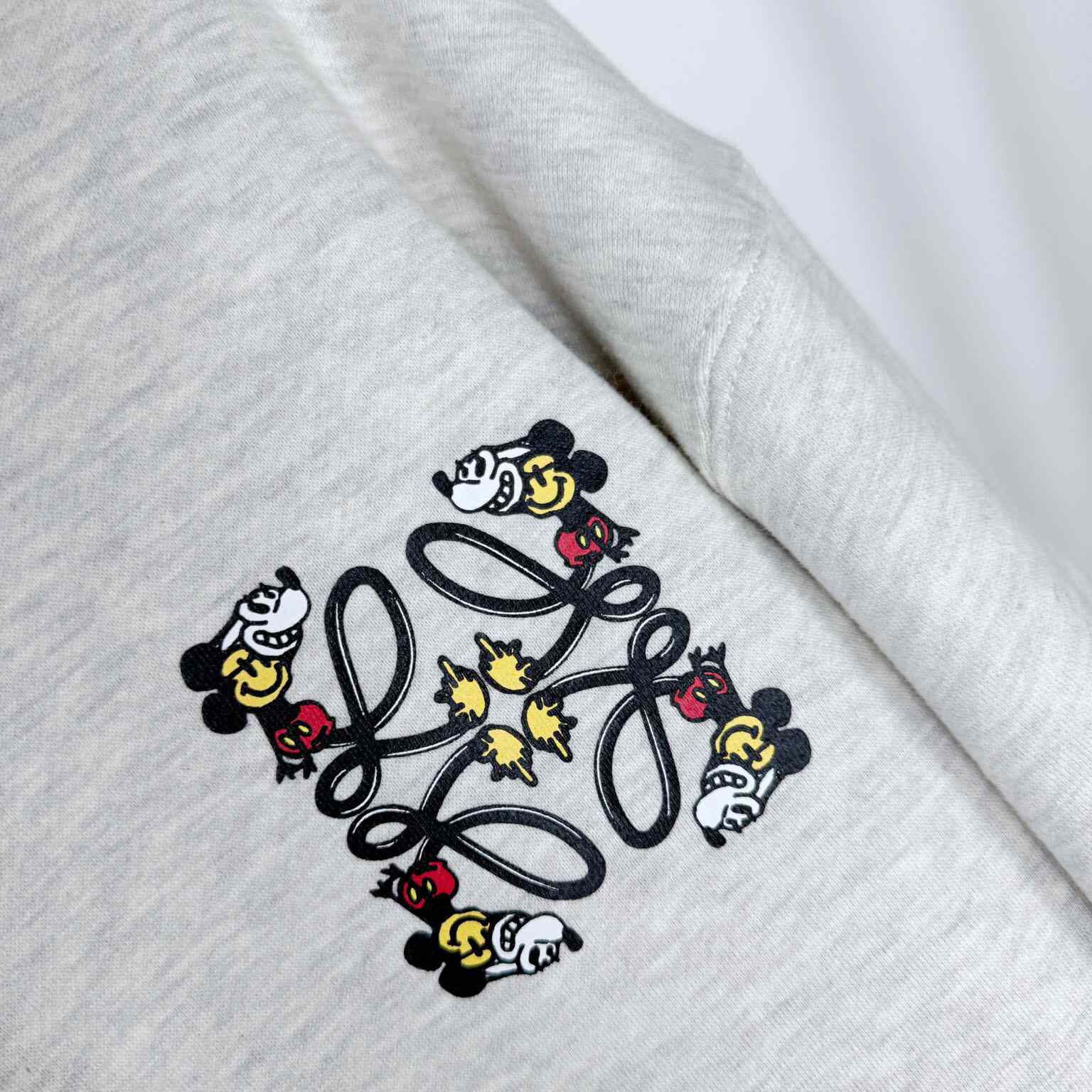 Loewe Hoodie  - DopestKickz