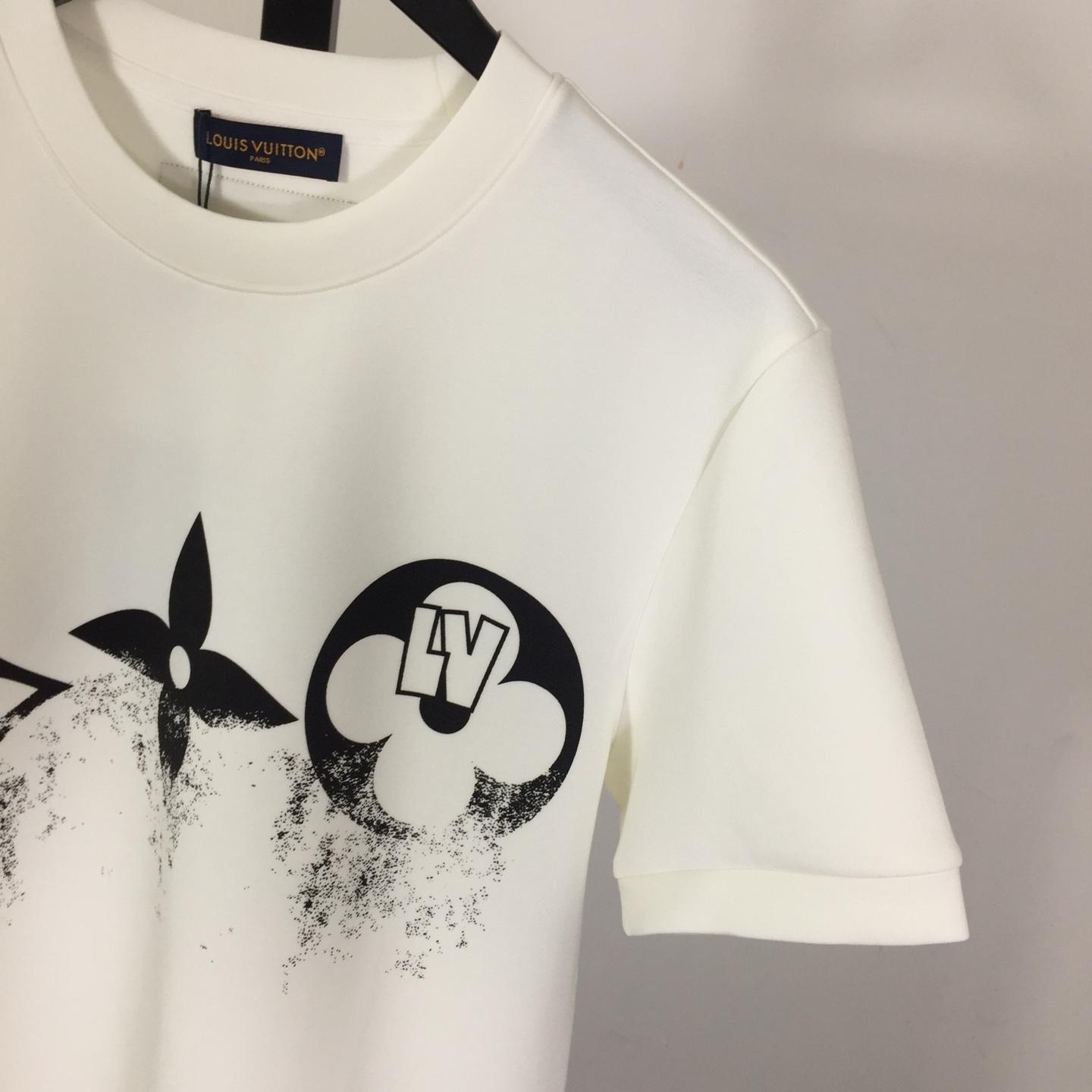 Louis Vuitton Monogram Cotton T-Shirt  - DopestKickz